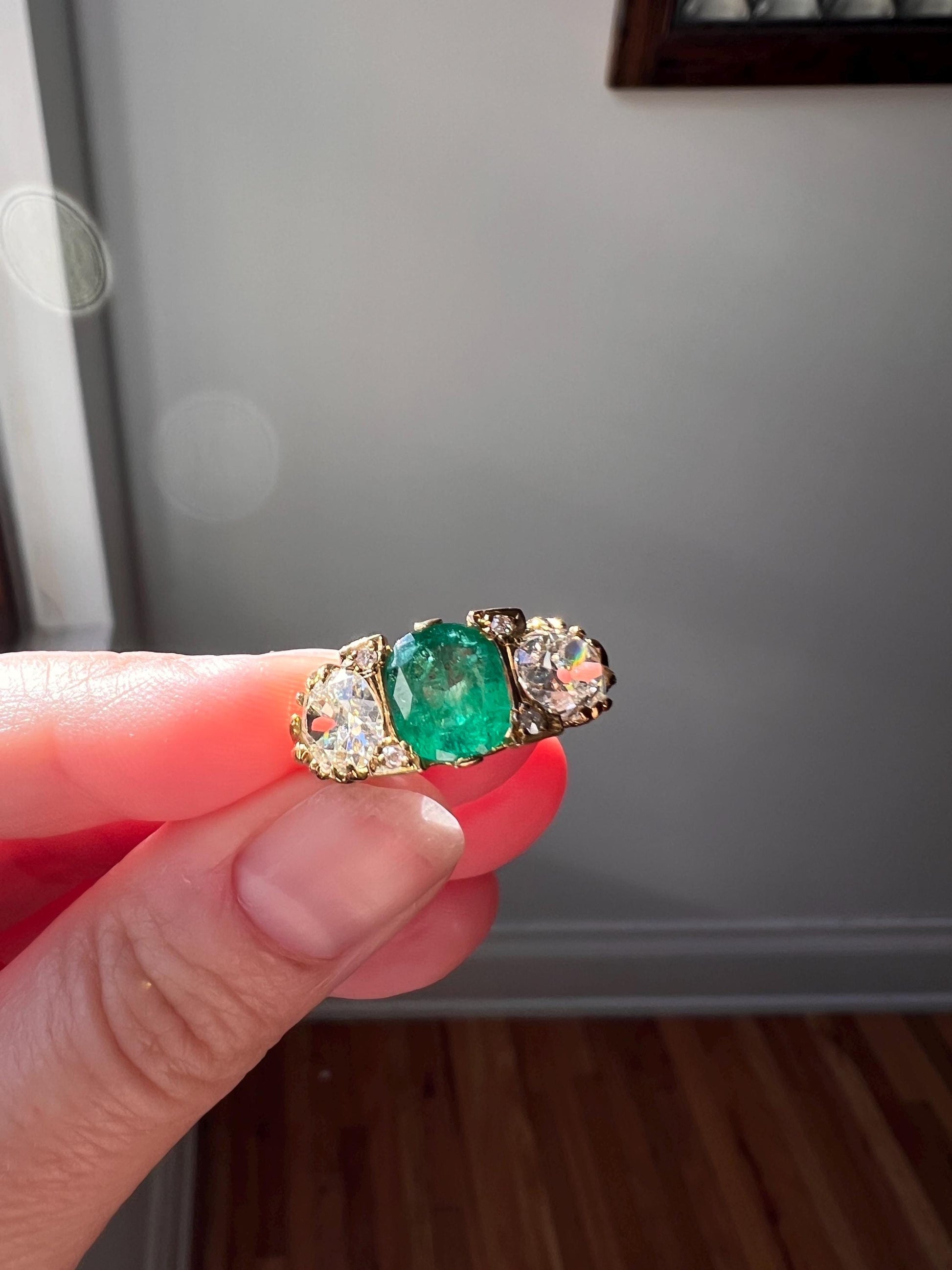 Antique 1.5 Carat Natural EMERALD & 1.9 Carat Tdw Eye Clean Old Mine Cut DIAMOND Three Stone Ring 18k Gold Big Chunky Stacker Art Deco OMC