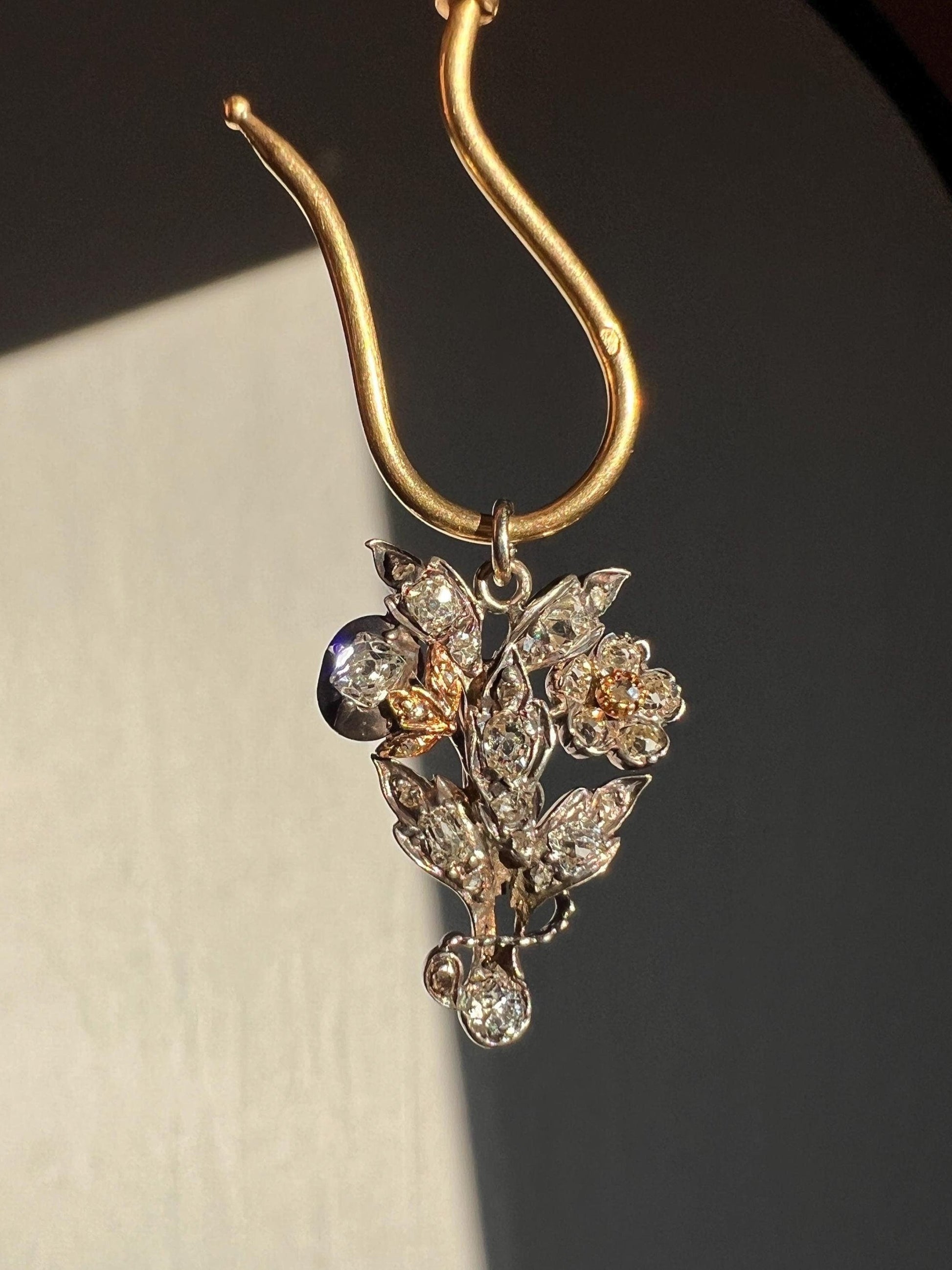 FLOWERS BOUQUET Victorian ANTIQUE 1 Carat Old Mine Peruzzi Cut Floral Figural Pendant 18k Gold Silver Chunky Giardinetti Forget Me Not OmC