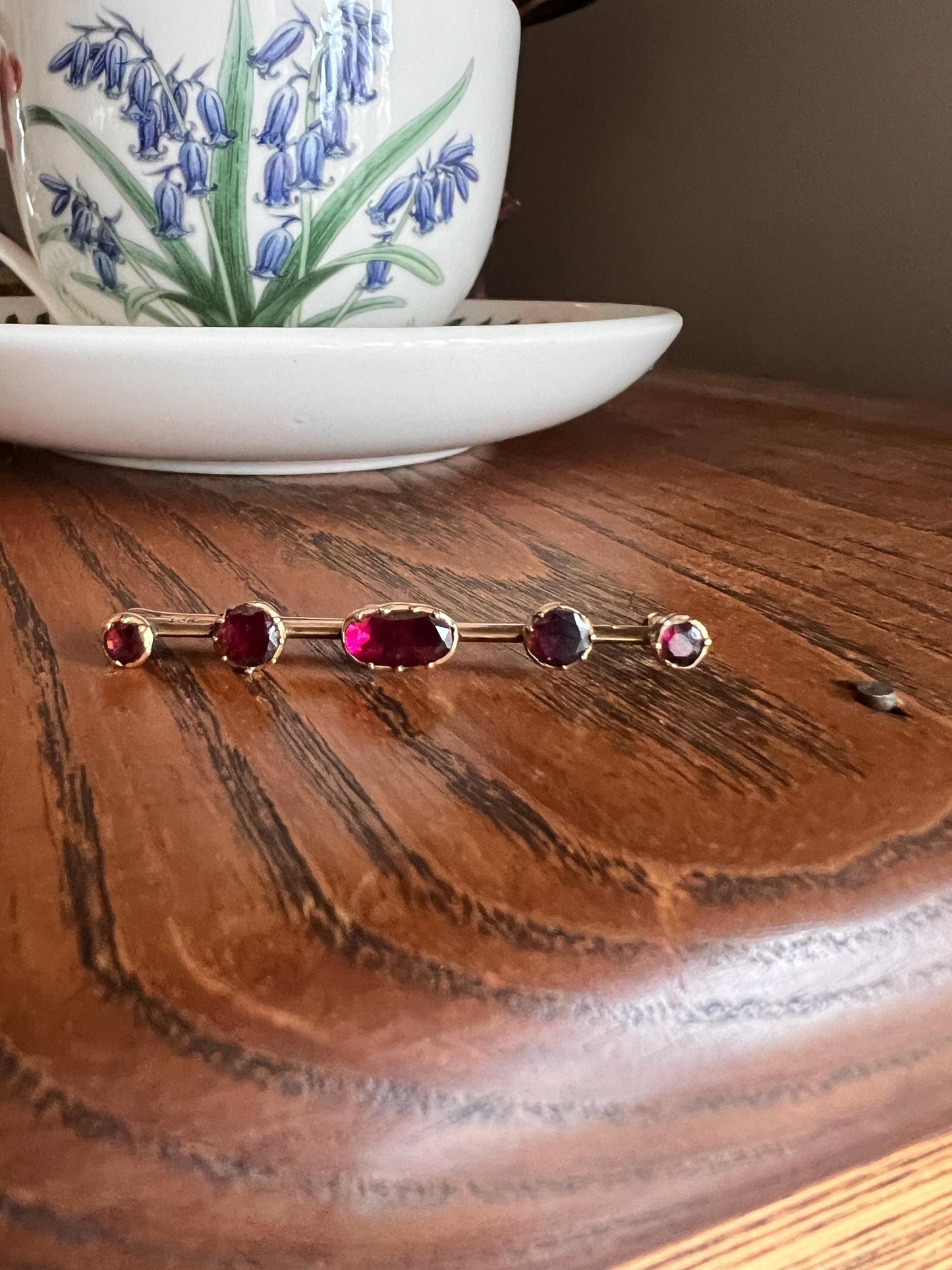 Flat Cut GARNET Glowing Purple Red Georgian Victorian Collet Set 9k Gold Bar Brooch Pin for Pendant Minimalist Gift Neckstack Five Stone