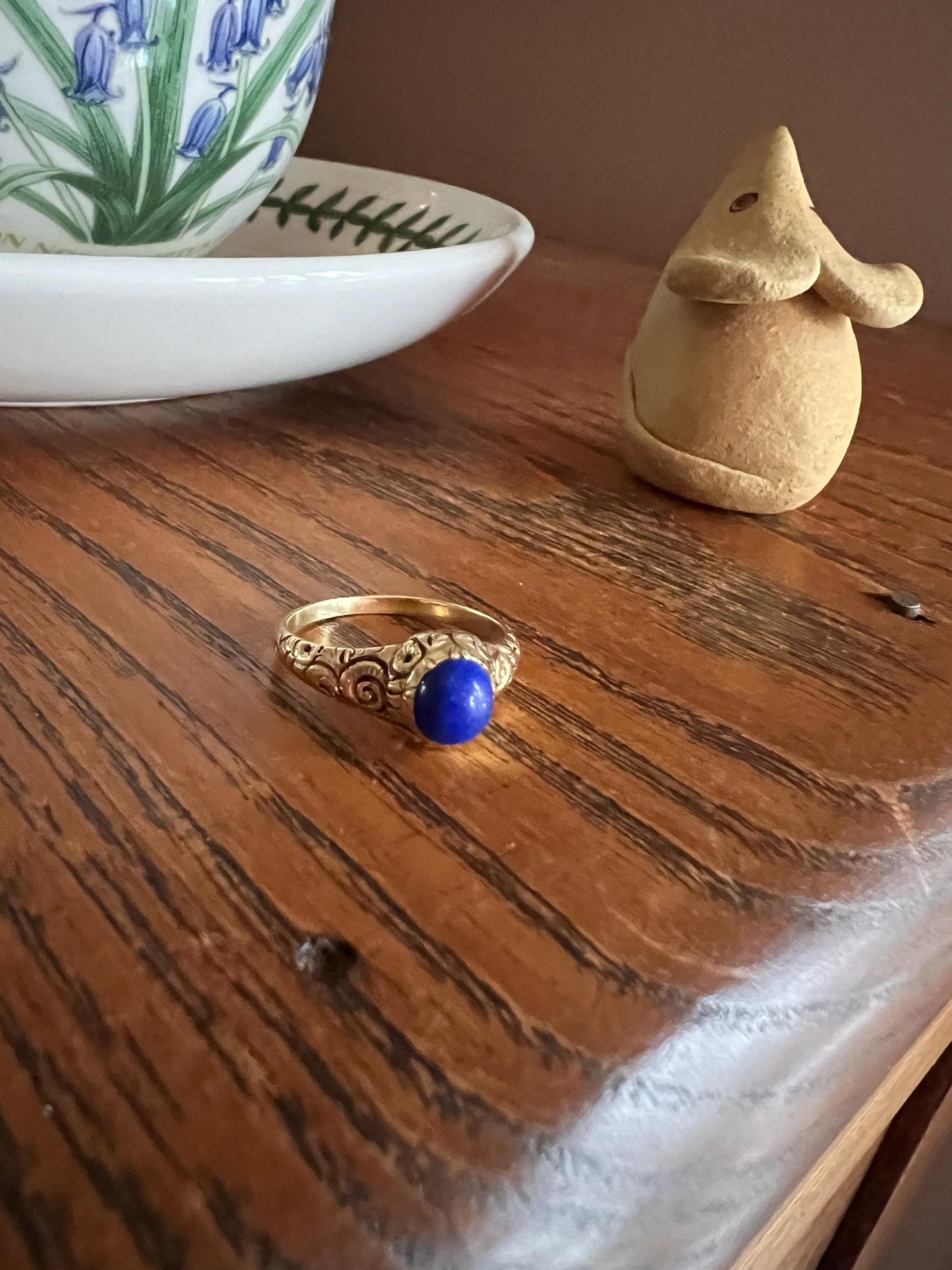 ORNATE Floral Embossed Blue LAPIS Lazuli Solitaire Ring Antique 18k Gold Victorian to Georgian Stacker Romantic Gift Tall Detailed Band