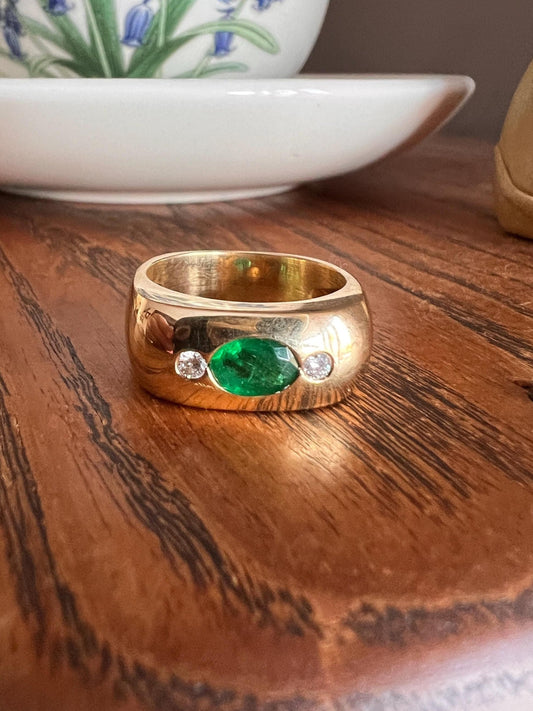 HEAVY Green EMERALD Diamond Vintage Three Stone Gypsy Ring French 18k Gold Chunky Wide Square Band Natural Geometric Stacker Unisex Geometry