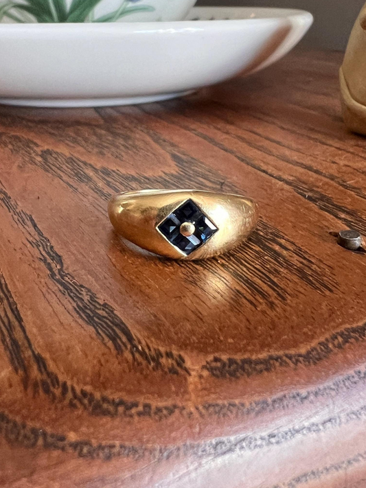 SQUARE Carre Cut Blue Sapphire Antique French Vintage 18k Gold Solid Domed Ring Stacker Band