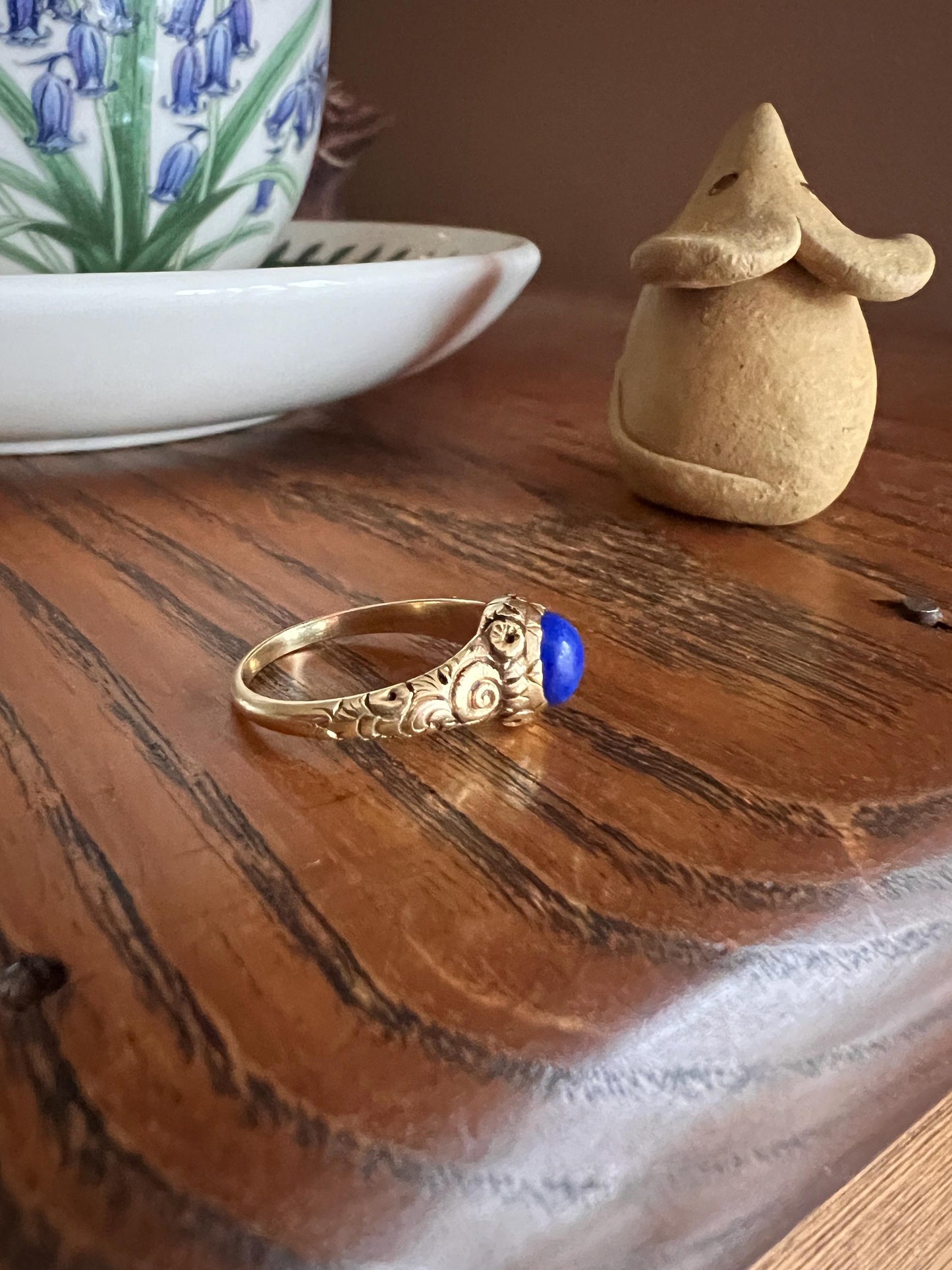 ORNATE Floral Embossed Blue LAPIS Lazuli Solitaire Ring Antique 18k Gold Victorian to Georgian Stacker Romantic Gift Tall Detailed Band