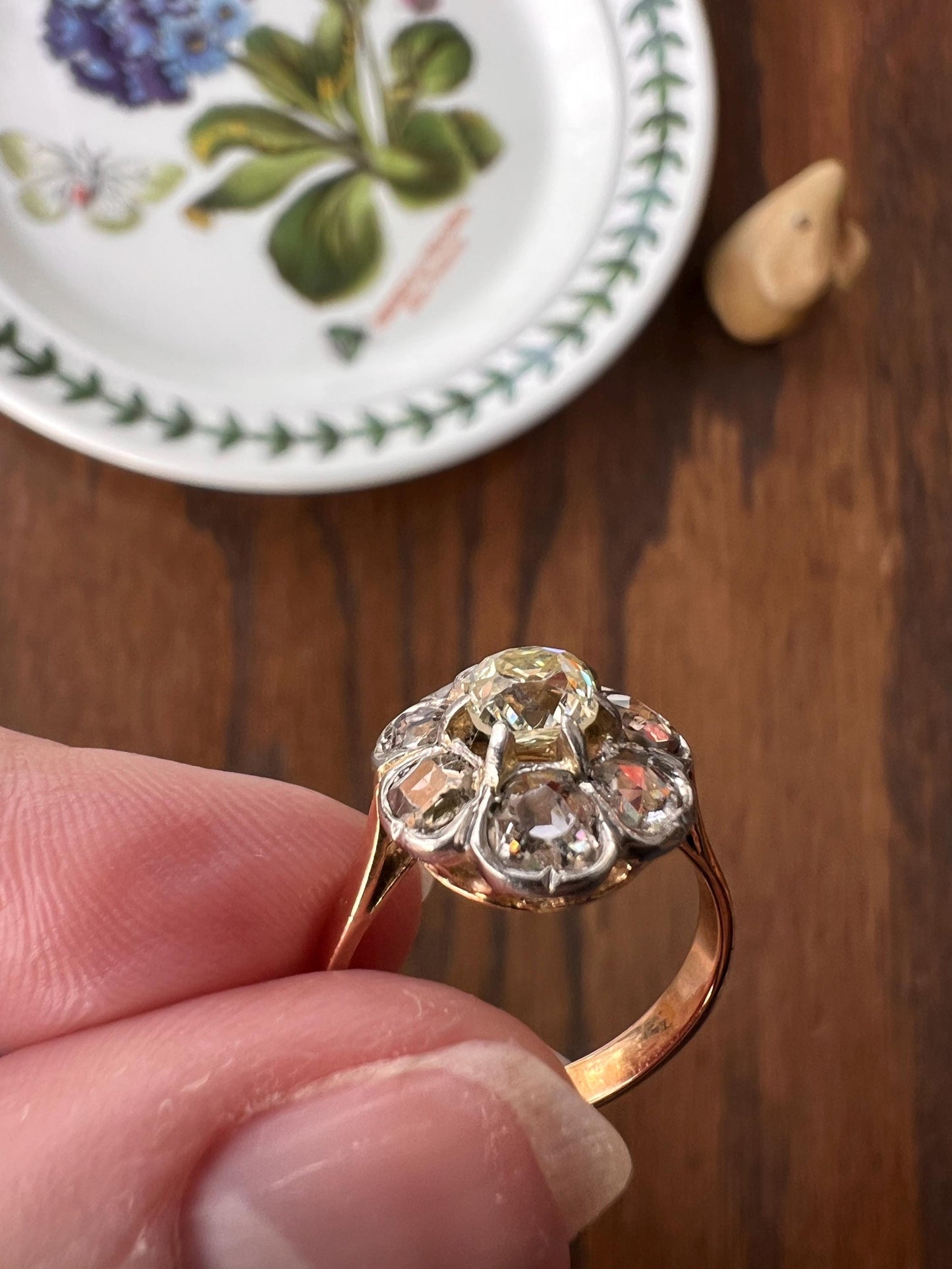 Antique Pale Yellow Center 1.75 Carat Rose Table Old Mine Cut DIAMOND Halo Cluster Ring 18k Gold Dainty Romantic Gift Daisy Stacker OMC