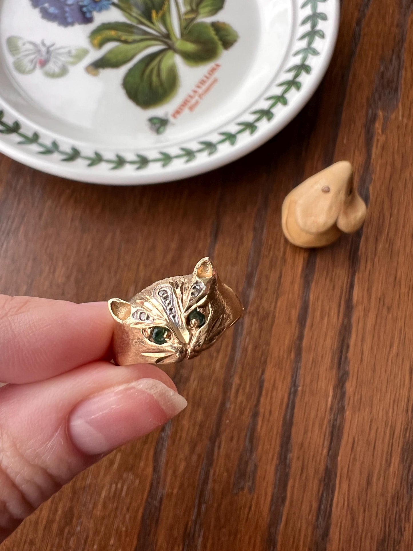 CAT Fun Figural Kitty Ring Green Emerald Eyes Diamond 9k Gold Stacker Animal Jewelry Band Kitten Vintage Whimsical Gift Not 10k