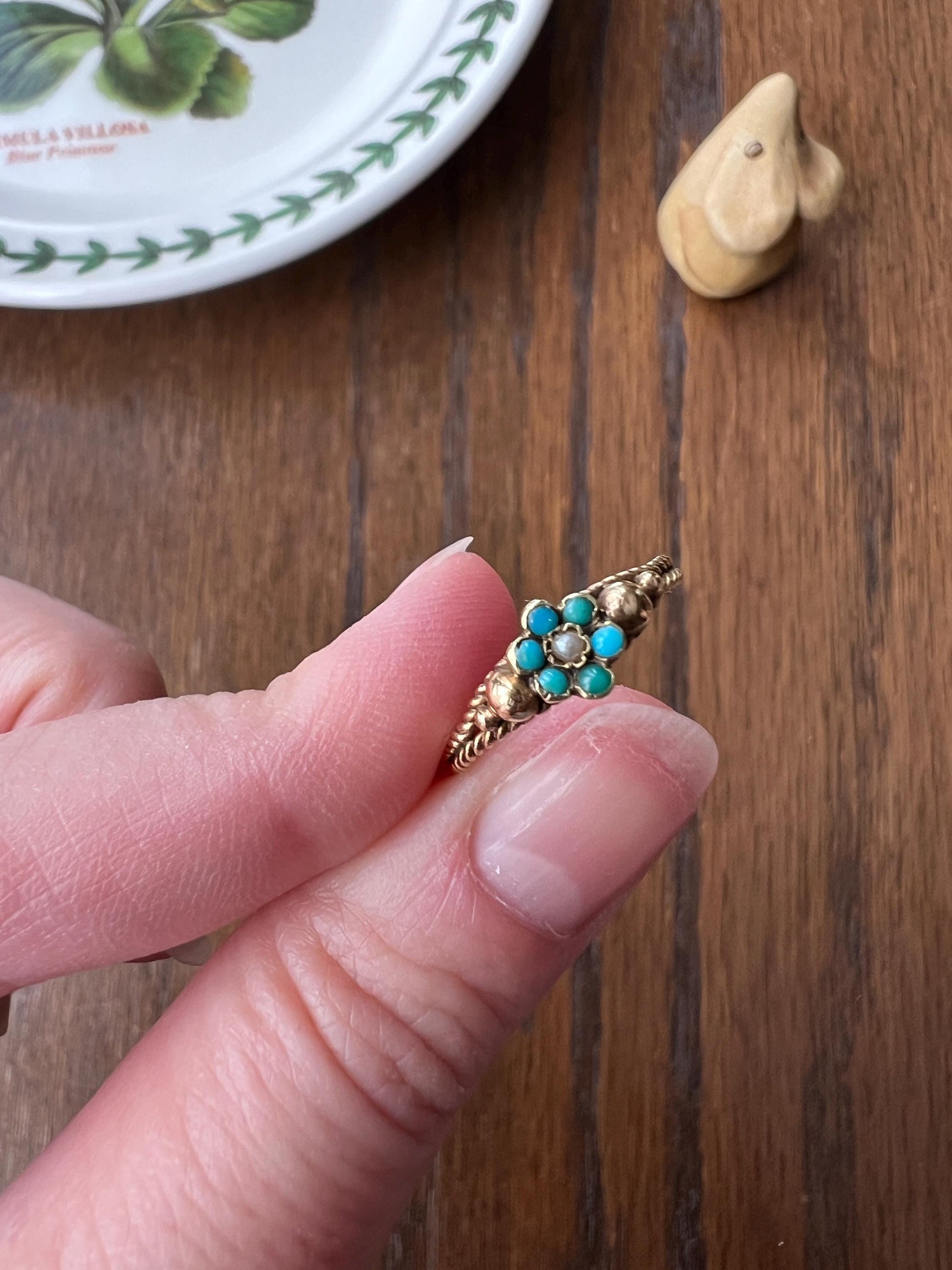 FORGET ME NOT Floral The Sweetest Antique Love Token Ring Gift Victorian Antique 18k Gold Pop of Color Ringstack French Belle Epoque Floral