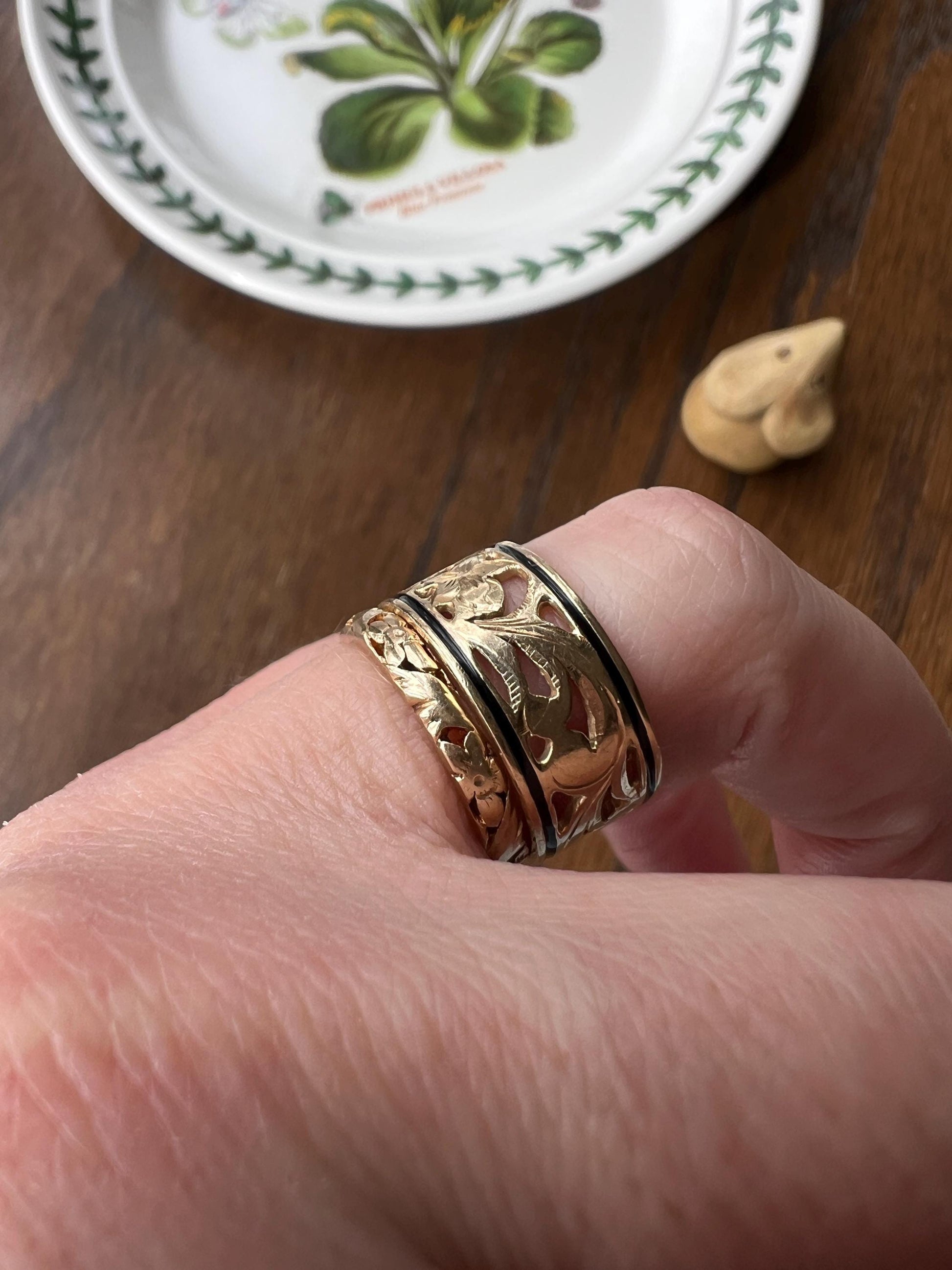 FORGET Me NOT Antique Orange Blossom Swirl Black Enamel Floral Cigar Band Eternity Ring 8.3mm Wide 14k Gold Wedding Romantic Gift Stacker
