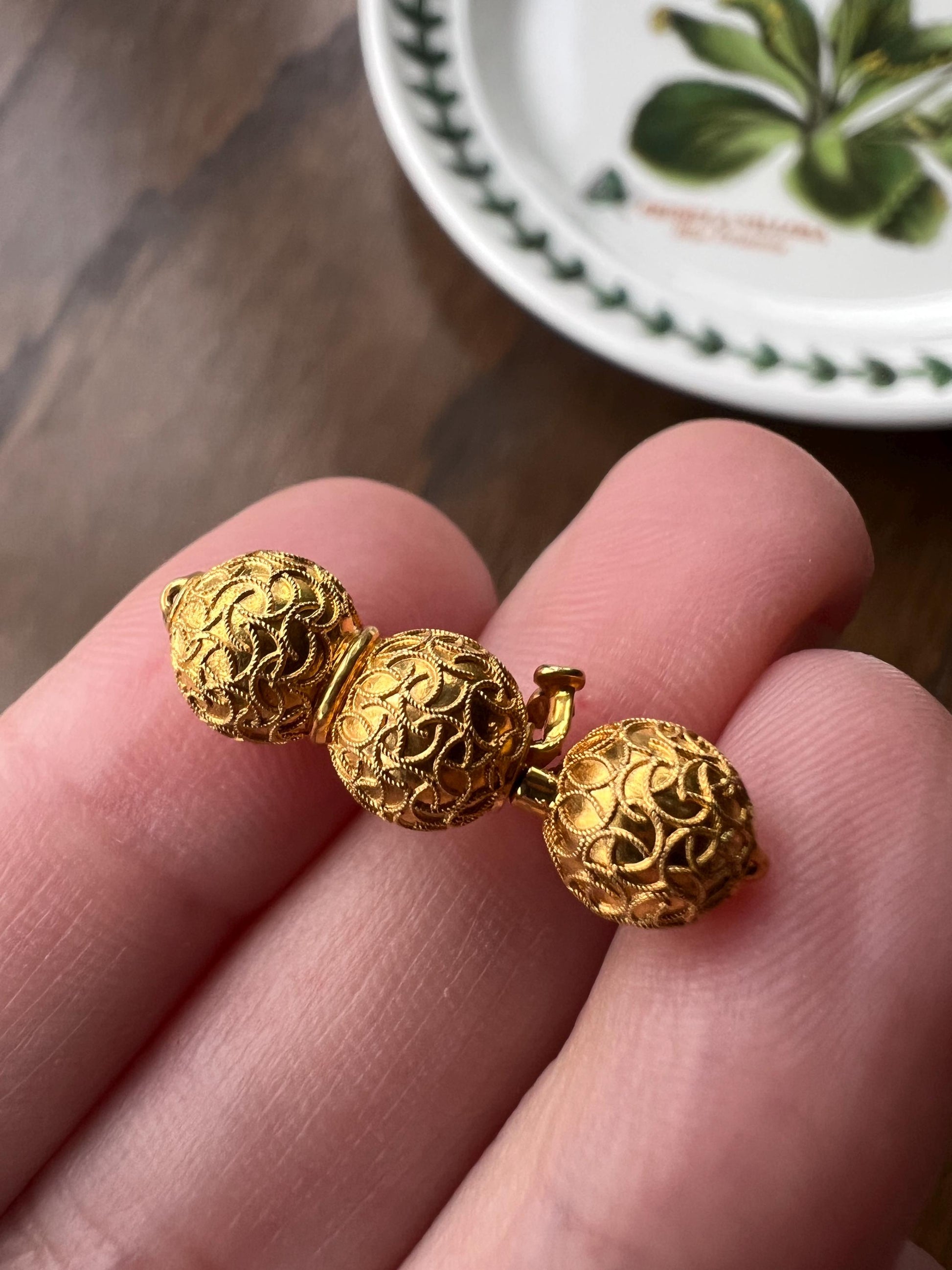 CLASP Pendant Etruscan Revival Triple Ball Rivet 14k Gold Victorian Antique Necklace EXTENDER Connector Parts Findings Neckmess Neckstack