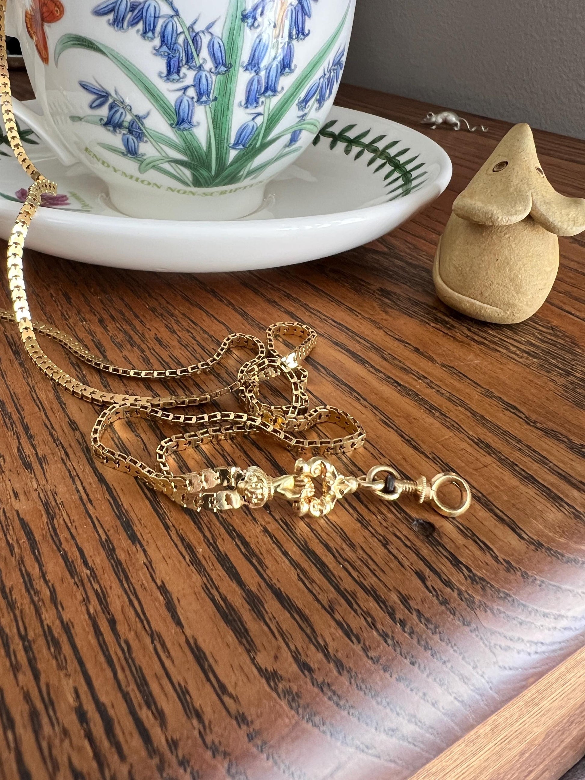 FIST French Antique VICTORIAN Necklace Chain 12g 18k Gold Figural Shimmering Book Link Hand Figa Pendant Holder Dog Clip Neckmess Neckstack