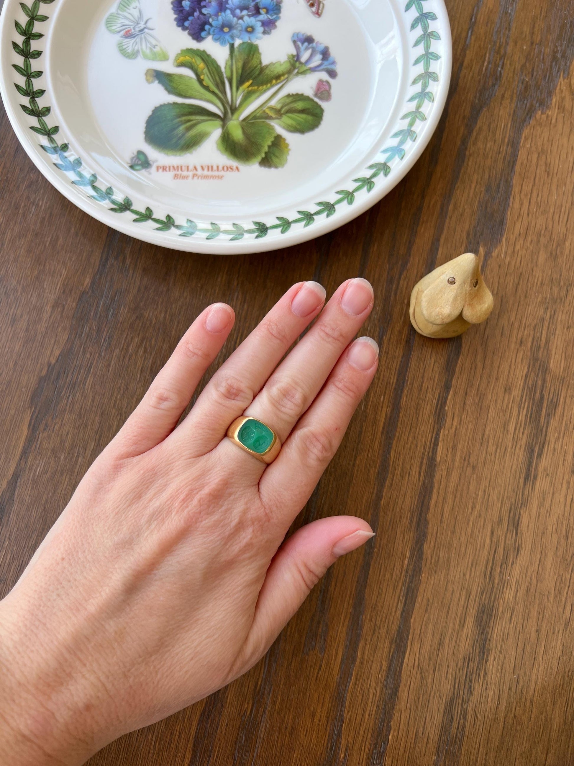 Green CHRYSOPRASE Antique SIGNET Ring French Nobility 18k Gold Belle Epoque Unisex Man Gift Coat of Arms Heraldic Crest Deer Moon Star Bunny