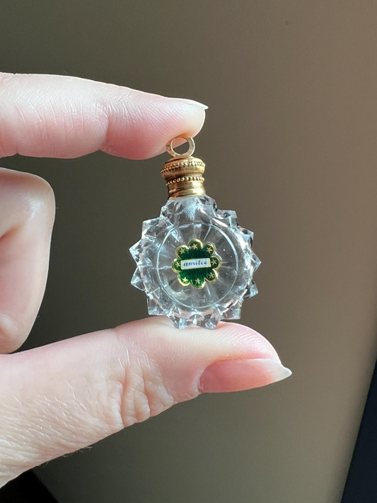 AMITIE Friendship Antique GEORGIAN Era 18k Gold Miniature Glass Perfume PENDANT French Chatelaine Vinaigrette Scent Bottle Green Shaker Locket