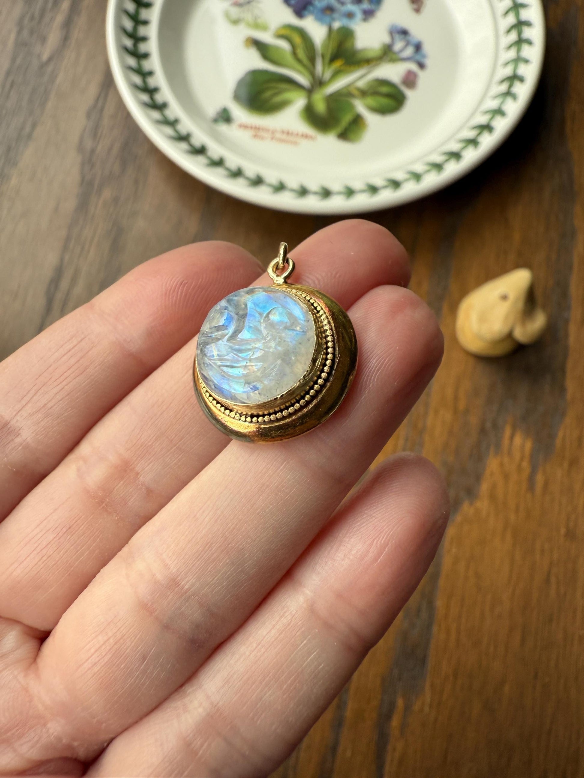 Rare VICTORIAN White LABRADORITE Blue Flash Rainbow Moonstone Smiling Man in MOON 14k Gold Antique Figural Pendant Chunky Rivet Gold Halo