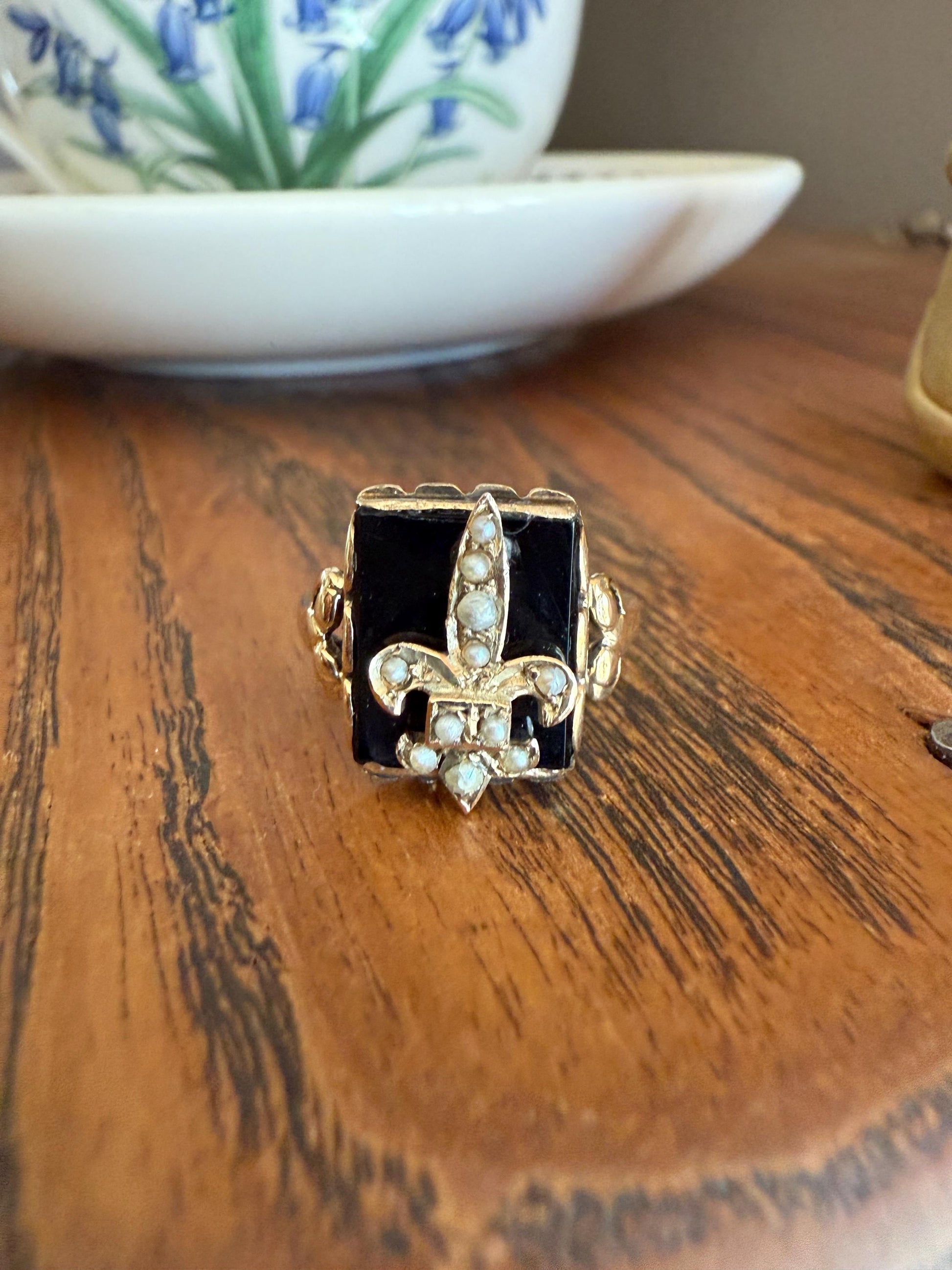 FLEUR De Lis ANTIQUE Figural Black Onyx Ring 10k Gold Figural Unique Gift Art Deco Stacker Flower of the Lily French Symbol Seed Pearl Inlay