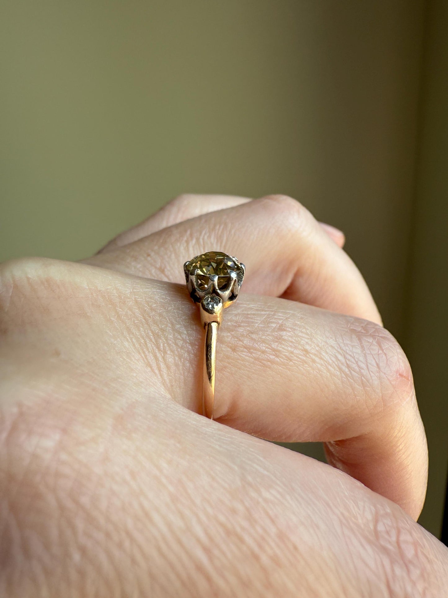 Antique Eye Clean Color Change 1.5 Carat Tdw Antique Fancy Champagne Green Yellow Old Mine Cut DIAMOND Solitaire Ring Three Stone 18k Gold