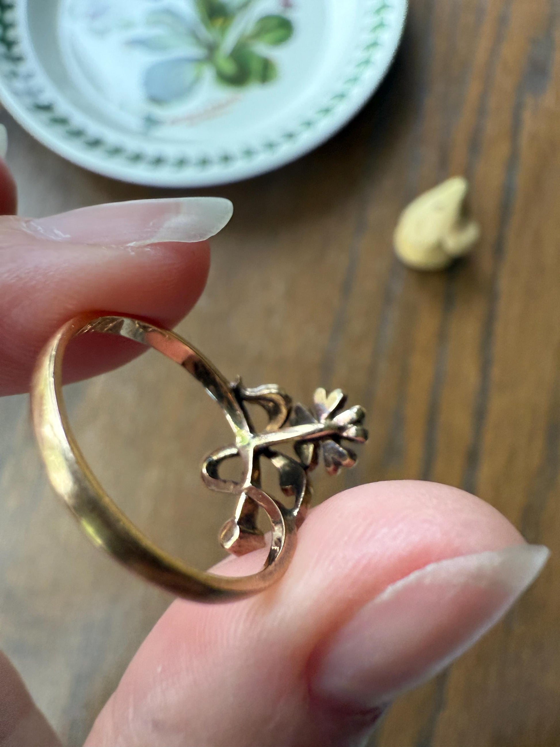 The Antique 25 Year Anniversary Ring DATED 1911 FLOWER Daisy Forget Me Not Rose Cut DIAMOND Petals Leaves Figural Jugenstil Art Nouveau Gift