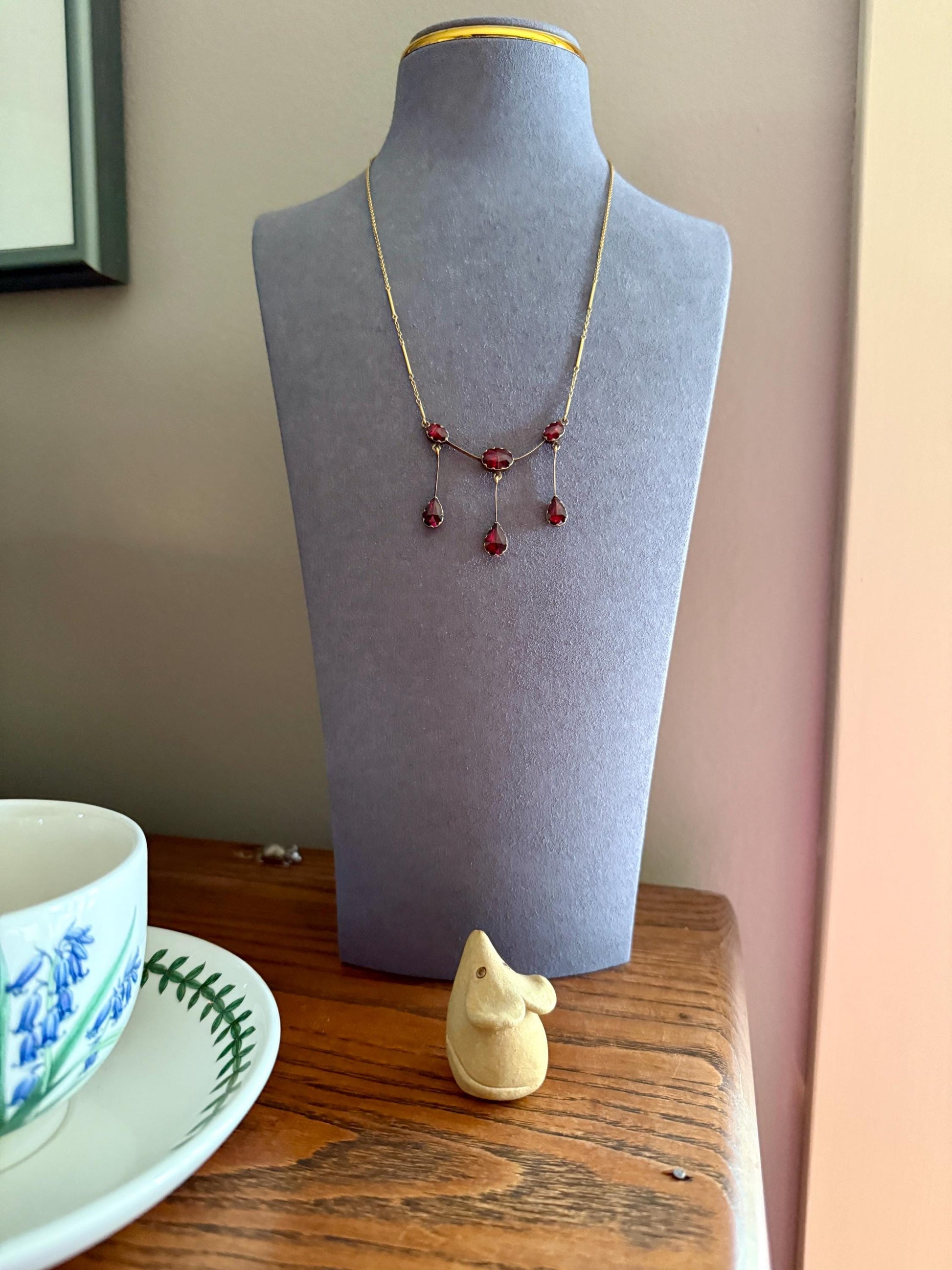 Perpignan GARNET Festoon Necklace Drapery Chain 18k Gold Bezel Set Rose Cut Closed Back Almandine Glowing