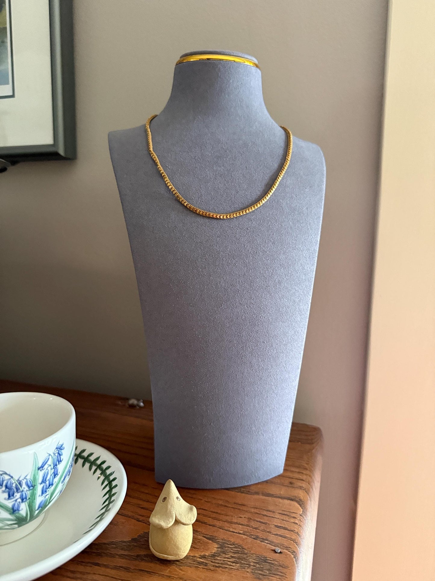 HEARTS Shimmering Applied Figural on Fine Mesh Link Chain French Antique 18g 18k GOLD Solid Tube Book Chain Necklace Wide Neckmess Neckstack