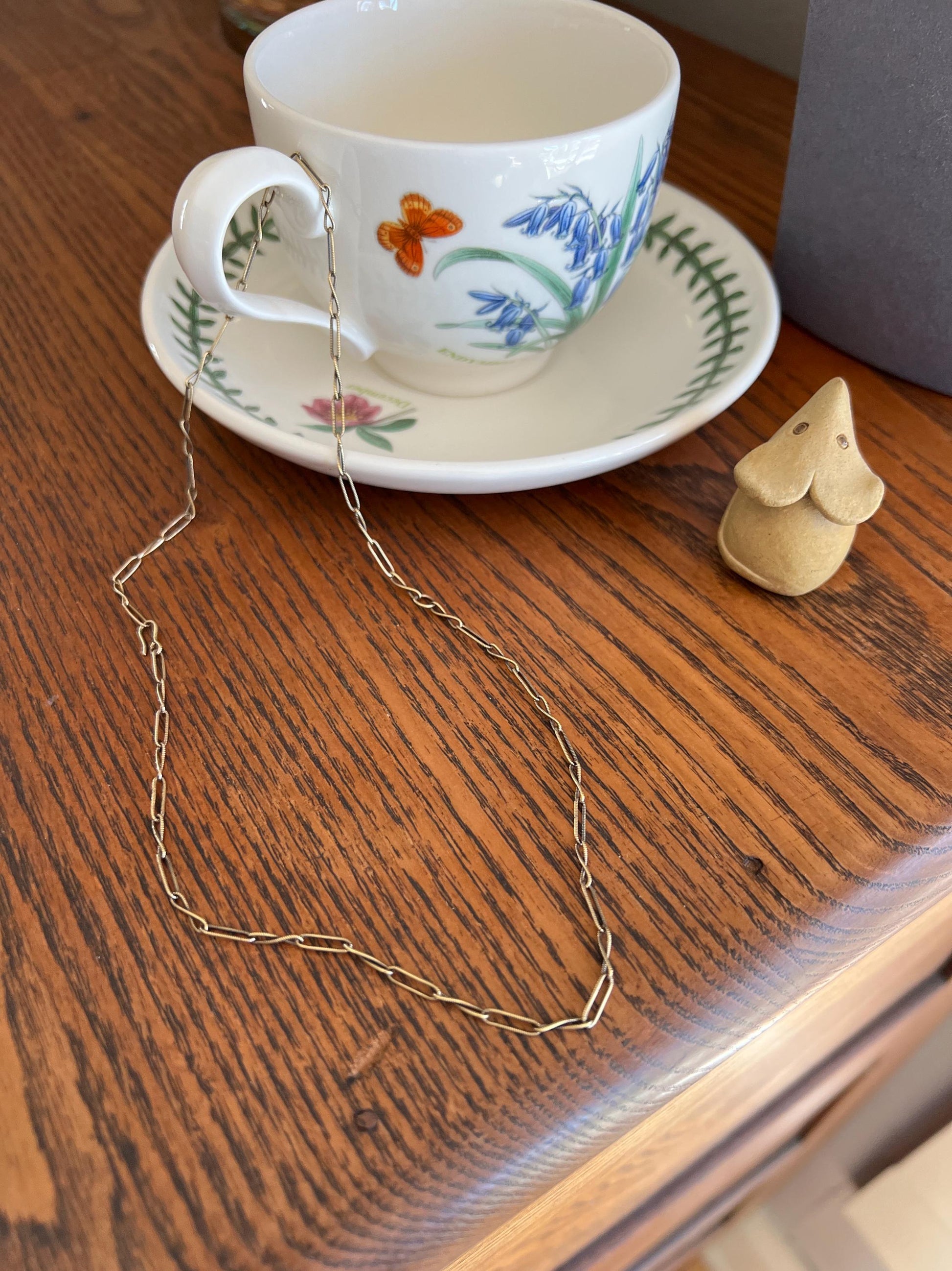 Antique VICTORIAN Ribbed Link Paperclip Twist Chain 14k Gold Layering Warm Neckmess Neckstack Unique Link Old Hook Clasp Pendant Holder