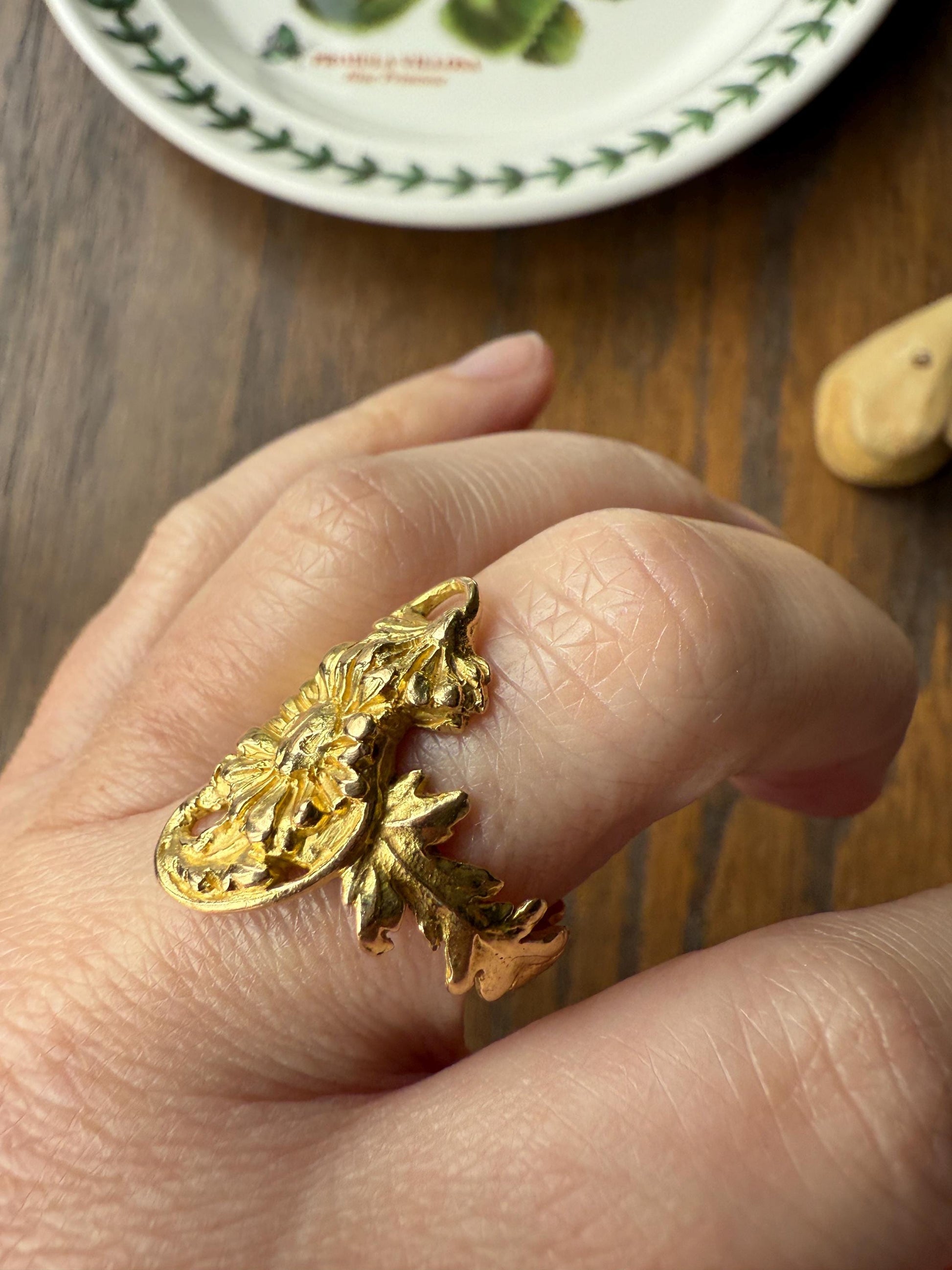 DAISY Large Scale ANTIQUE Figural Double Flower FRENCH Floral Ring 18k Gold Belle Epoque Romantic Gift Antique Art Nouveau Unique 3D