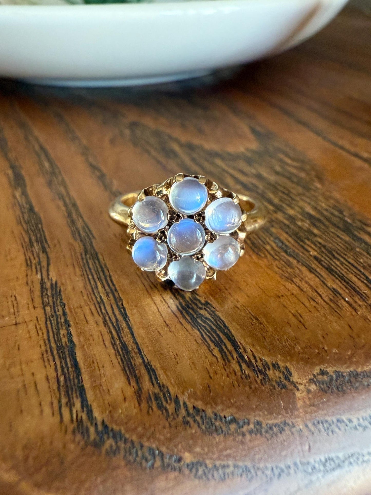 MOONSTONE Daisy Cluster Halo Ring Vintage to Art Deco Antique 14k Gold Seven Stone Blue Flash Chunky Glowing Orbs Unique Romantic Gift Glow