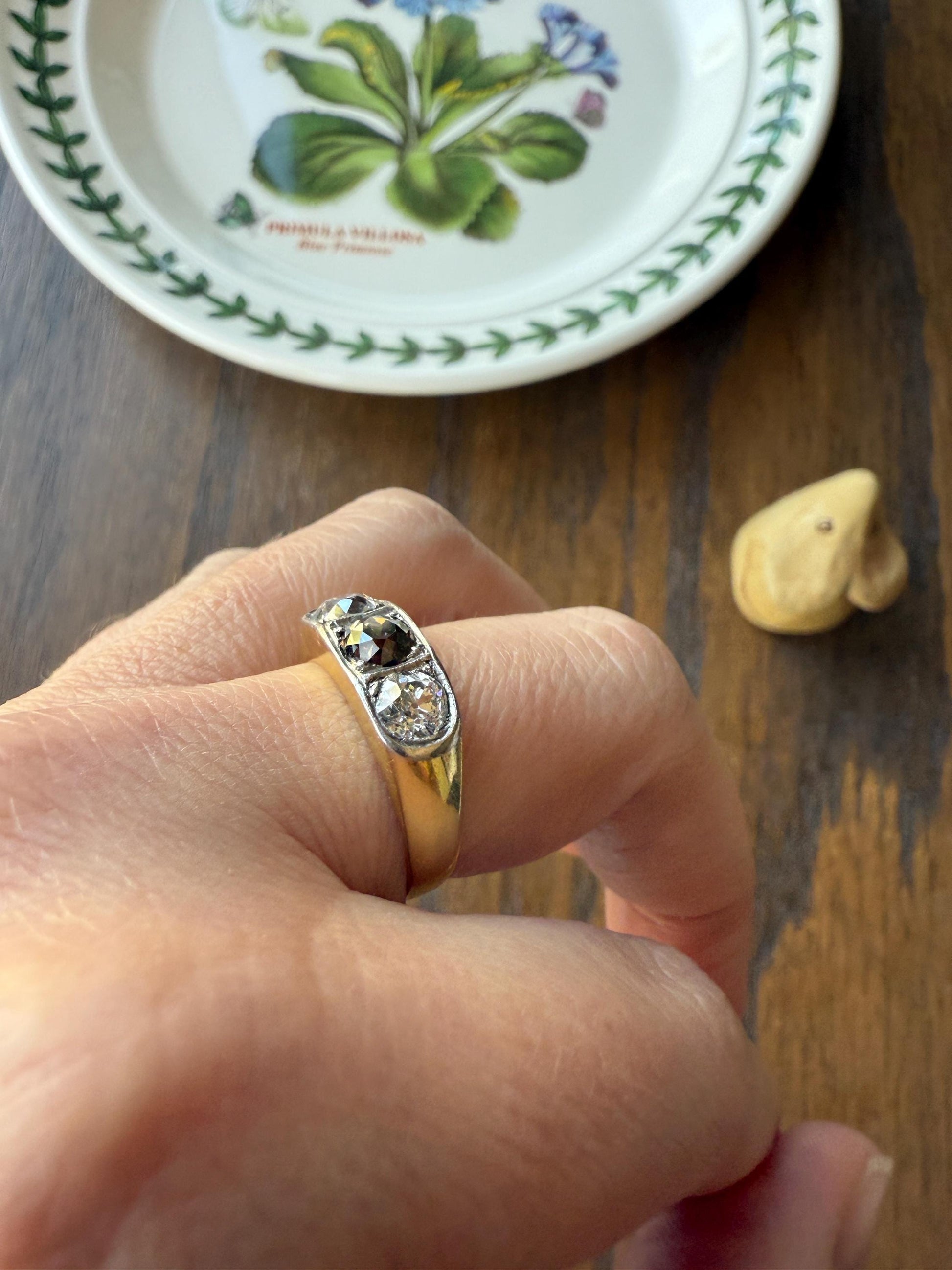Chunky 1.65 Carat Antique Three Stone Old Mine Cut Diamond Chocolate Cognac Wide Band 18k Gold French Ring Belle Epoque Stacker Unisex Gift