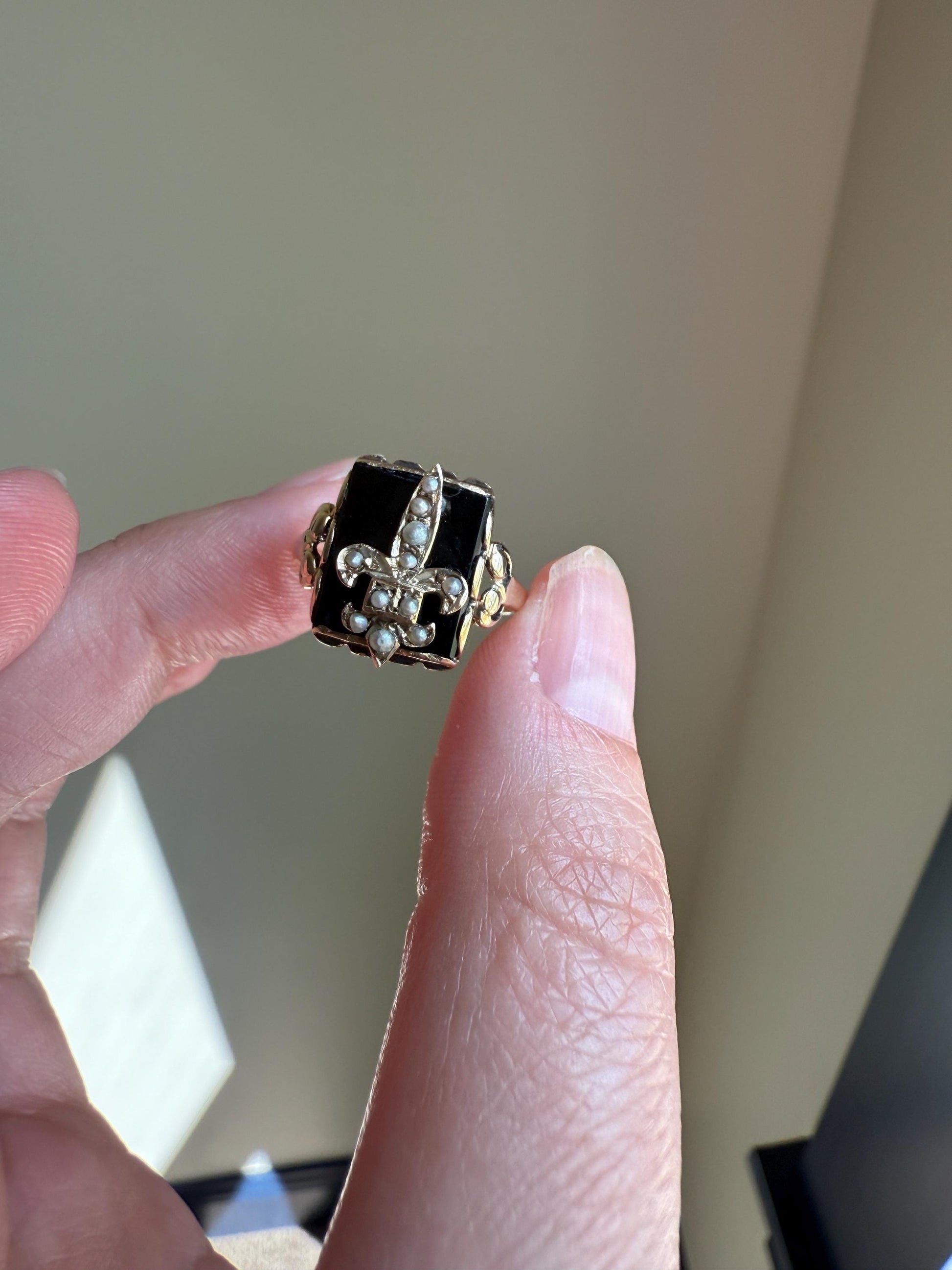 FLEUR De Lis ANTIQUE Figural Black Onyx Ring 10k Gold Figural Unique Gift Art Deco Stacker Flower of the Lily French Symbol Seed Pearl Inlay