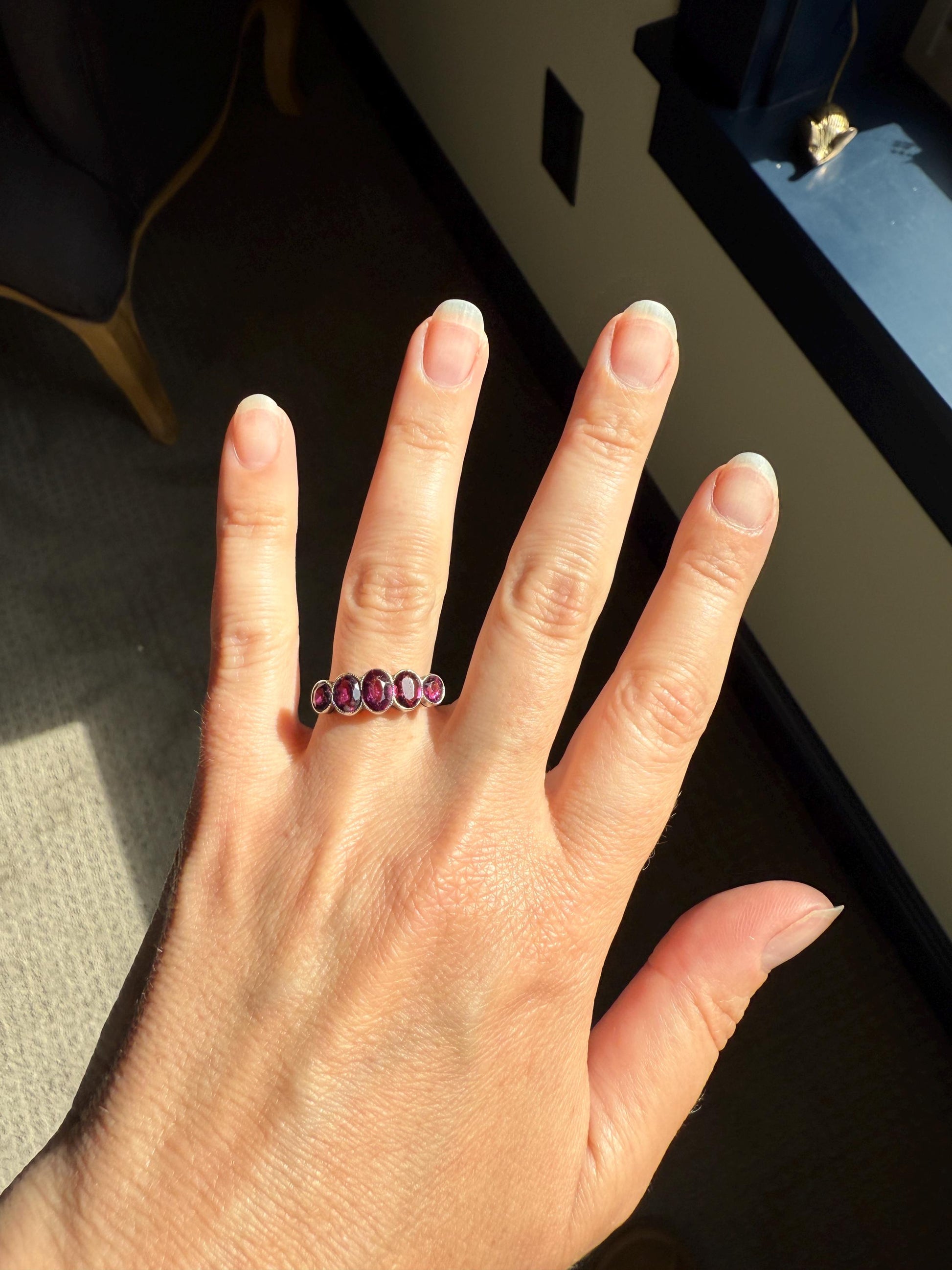 Antique Almandine GARNET Five Stone Oval Stacker Band 10k Gold Ring Purple Colorful Geometric Romantic Gift Juicy Berry Color Graduating