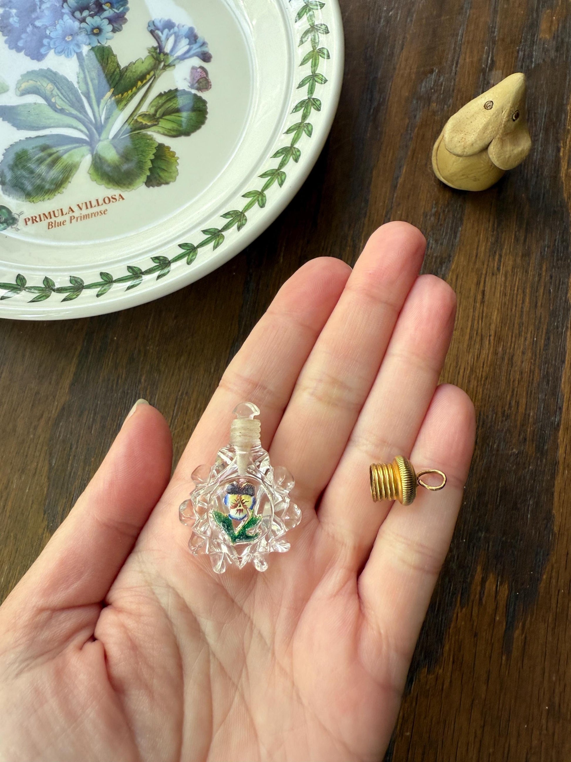 PANSY Think of Me Friendship Antique GEORGIAN Era 18k Gold Miniature Perfume Baccarat? Crystal PENDANT French Chatelaine Vinaigrette Bottle
