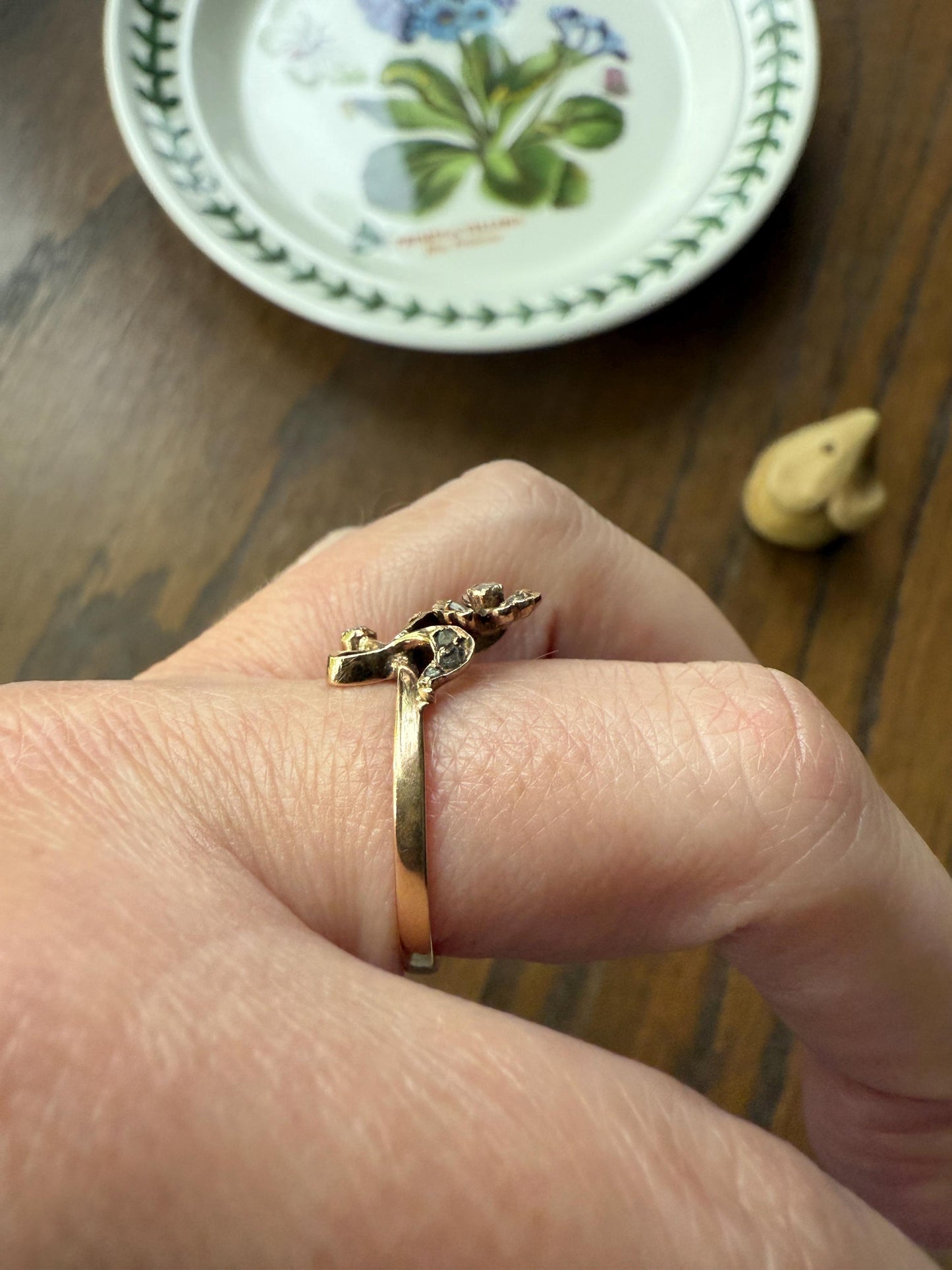The Antique 25 Year Anniversary Ring DATED 1911 FLOWER Daisy Forget Me Not Rose Cut DIAMOND Petals Leaves Figural Jugenstil Art Nouveau Gift