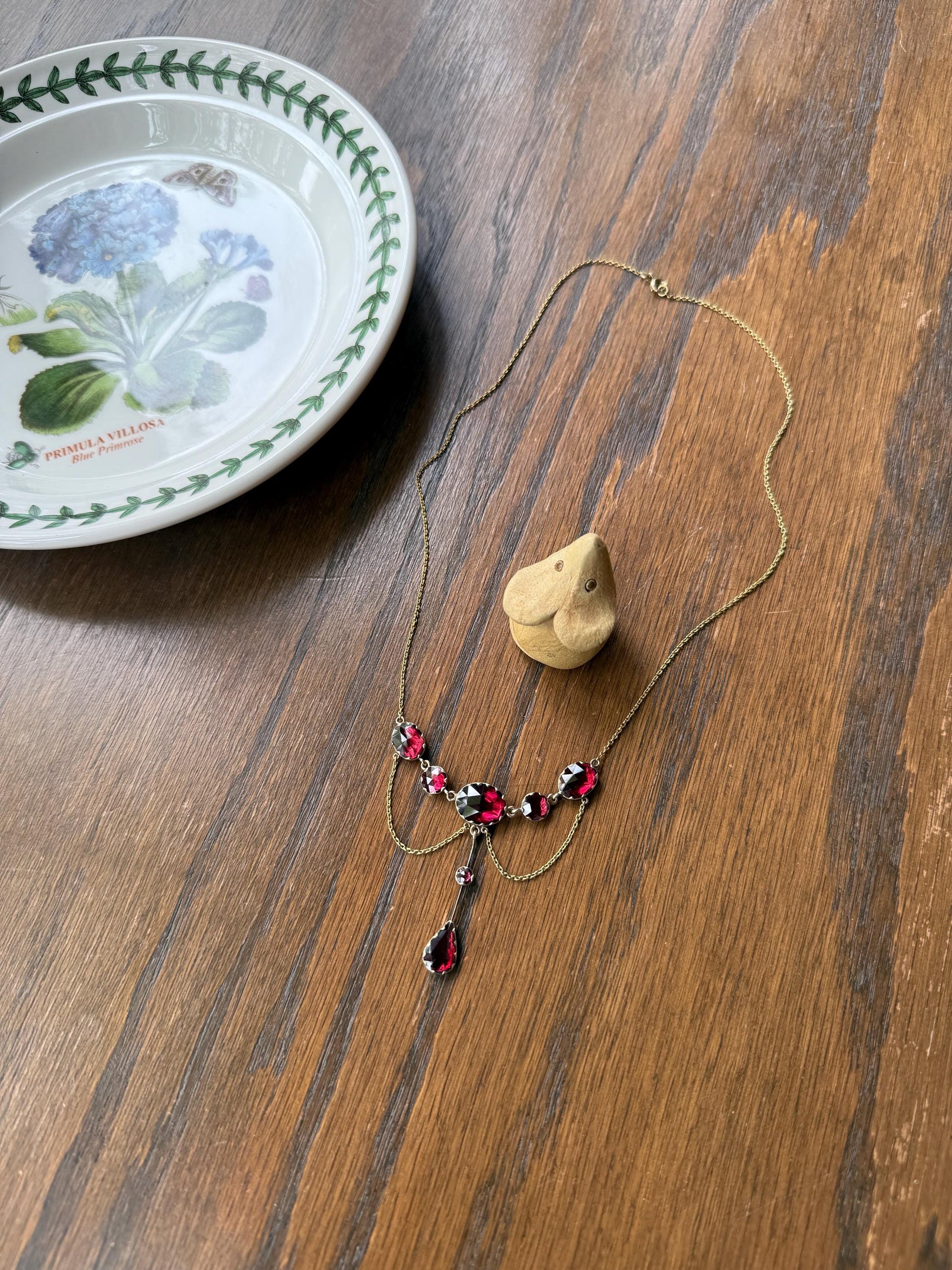 Gorgeous PERPIGNAN GARNET Festoon NECKLACE Drapery Chain 18k Gold Bezel Set Rose Cut Closed Back Almandine Glowing Raspberry Wine Love Gift