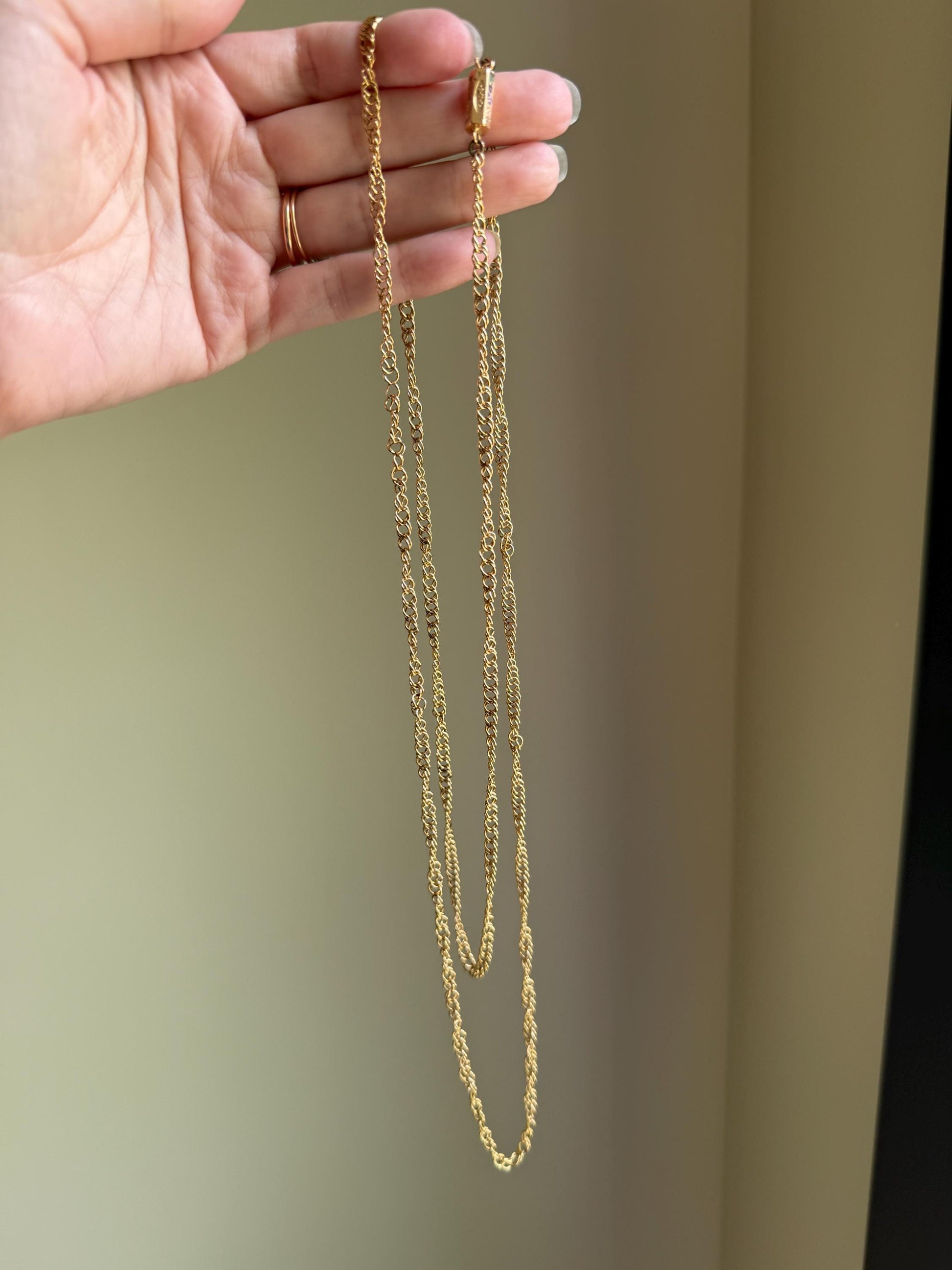 Victorian ANTIQUE 43" Long HEAVY French Hand Made 25g 18k Gold Circle Link Chain Enamel Floral Barrel Clasp Circle Links Guard Muff Double