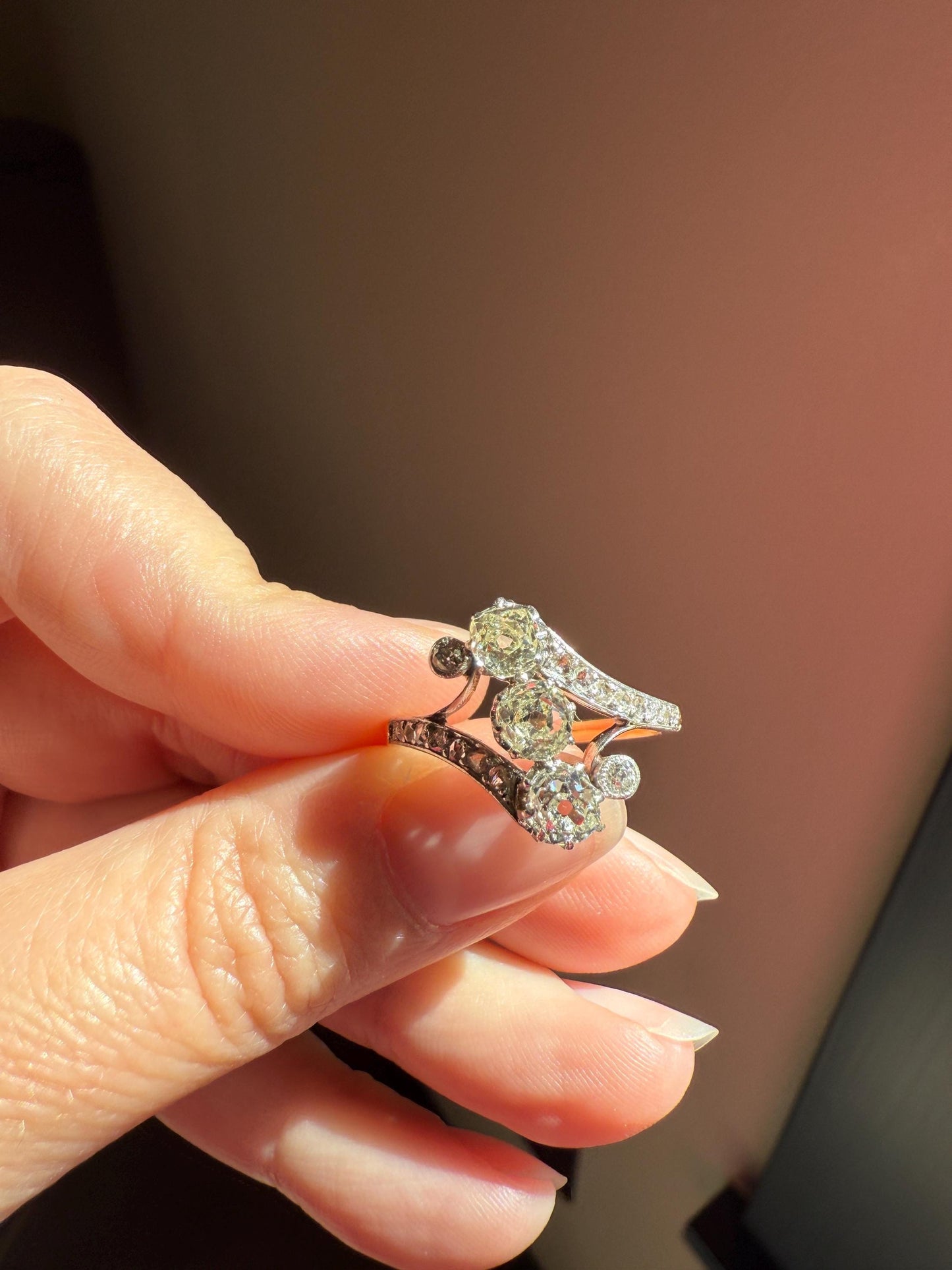 Antique 1.25 Carat Old Mine Cut DIAMOND Three Stone w/ Rose Cut French Ornate Belle Epoque Stacker 18k Gold Platinum Romantic Gift Victorian