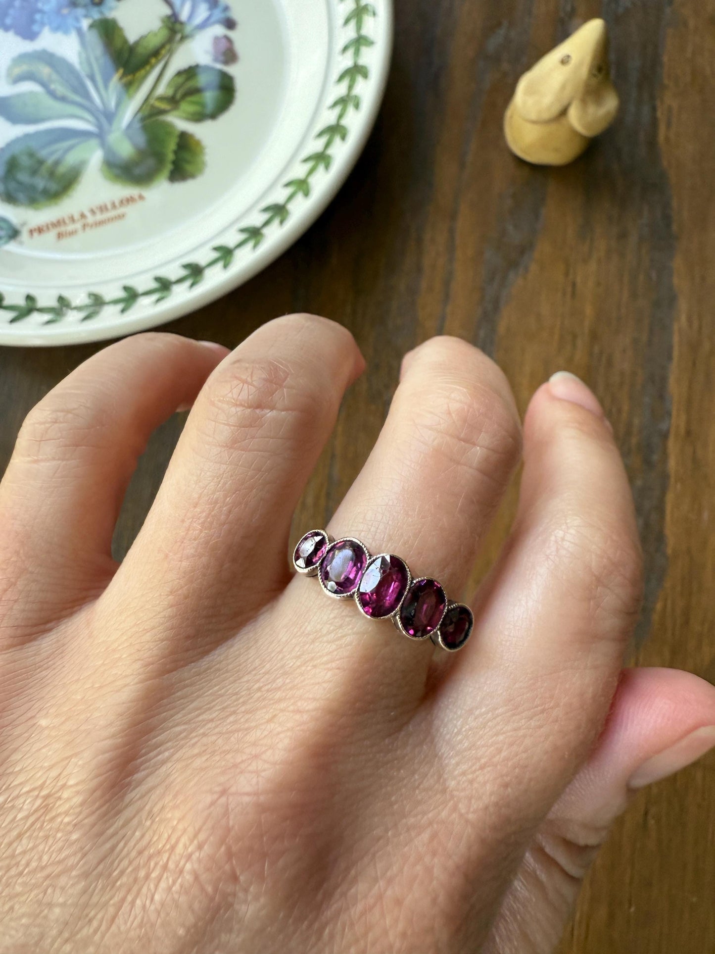 Antique Almandine GARNET Five Stone Oval Stacker Band 10k Gold Ring Purple Colorful Geometric Romantic Gift Juicy Berry Color Graduating