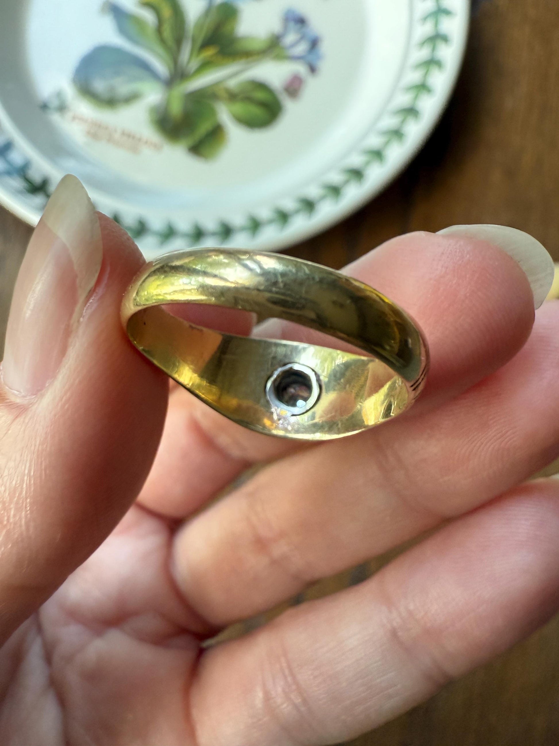 Ornate Vintage Old Brilliant Cut Diamond Engraved Domed Gypsy Ring Sturdy 6.6g 18k Gold Chunky Band Unisex Stacker Man or Woman Unique Gift