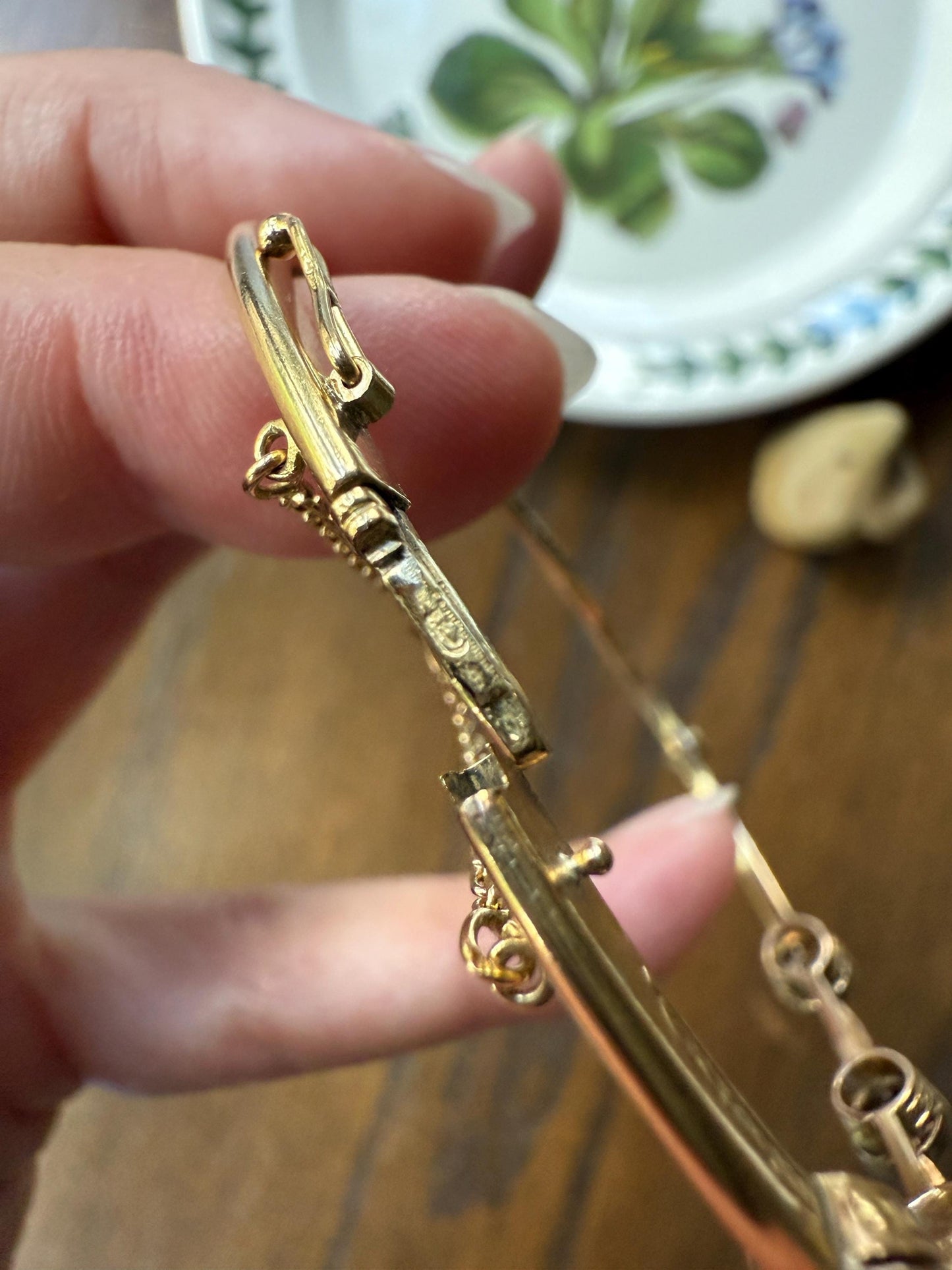 ANTIQUE 1 Carat Rose Old Mine Cut DIAMOND BANGLE Bracelet Hinged Engraved Halo Setting Yellow Champagne White Linear Unique Target Bullseye