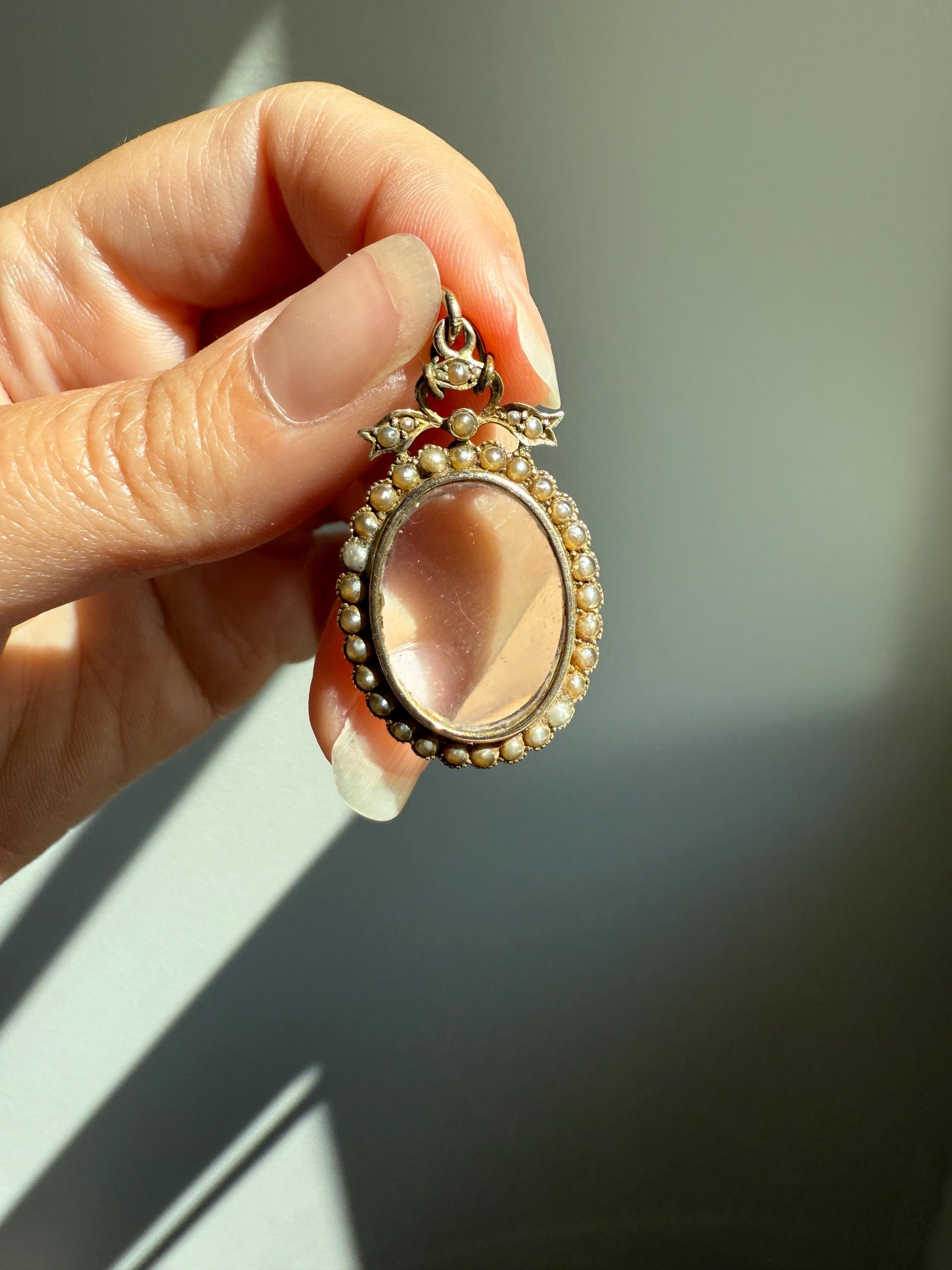 BOW Ribbon Crowned Oval Antique LOCKET Pendant VICTORIAN Era with Pearl Halo & Opening Back 9k Gold Romantic Gift Sweet Double Glass