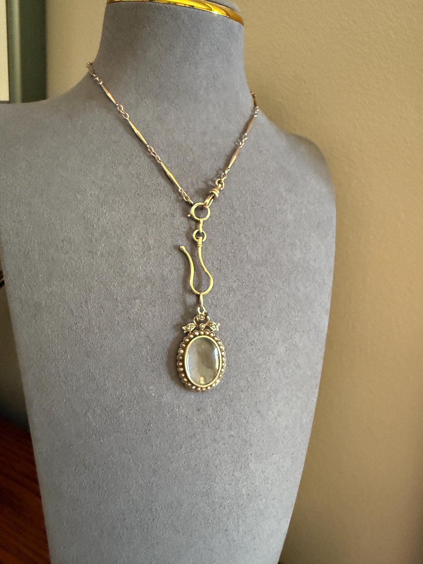 BOW Ribbon Crowned Oval Antique LOCKET Pendant VICTORIAN Era with Pearl Halo & Opening Back 9k Gold Romantic Gift Sweet Double Glass