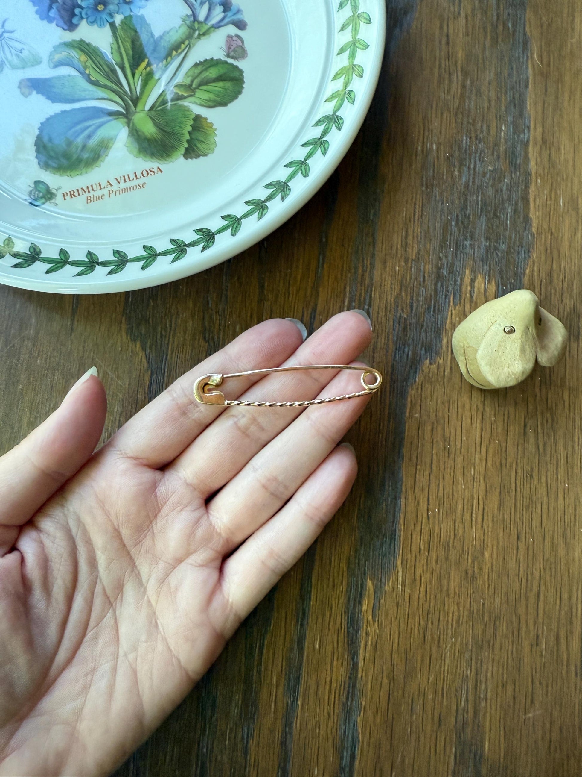 LARGE Vintage Safety Pin Brooch Figural 18k Gold Braided Bar Pendant Charm Holder Extender Connector Parts