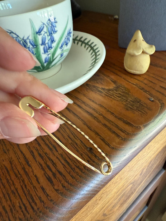 LARGE Vintage Safety Pin Brooch Figural 18k Gold Braided Bar Pendant Charm Holder Extender Connector Parts