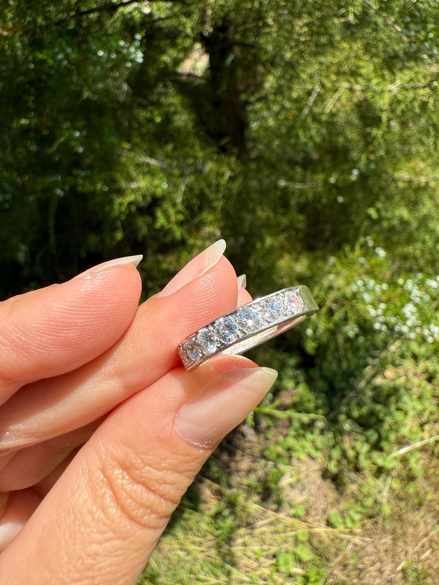 PLATINUM French Vintage 1.1 Carat DIAMOND Half Eternity Hoop Band 3.8mm Wide Engraved Eight Stone Ring Skinny Line Stacker Romantic Gift