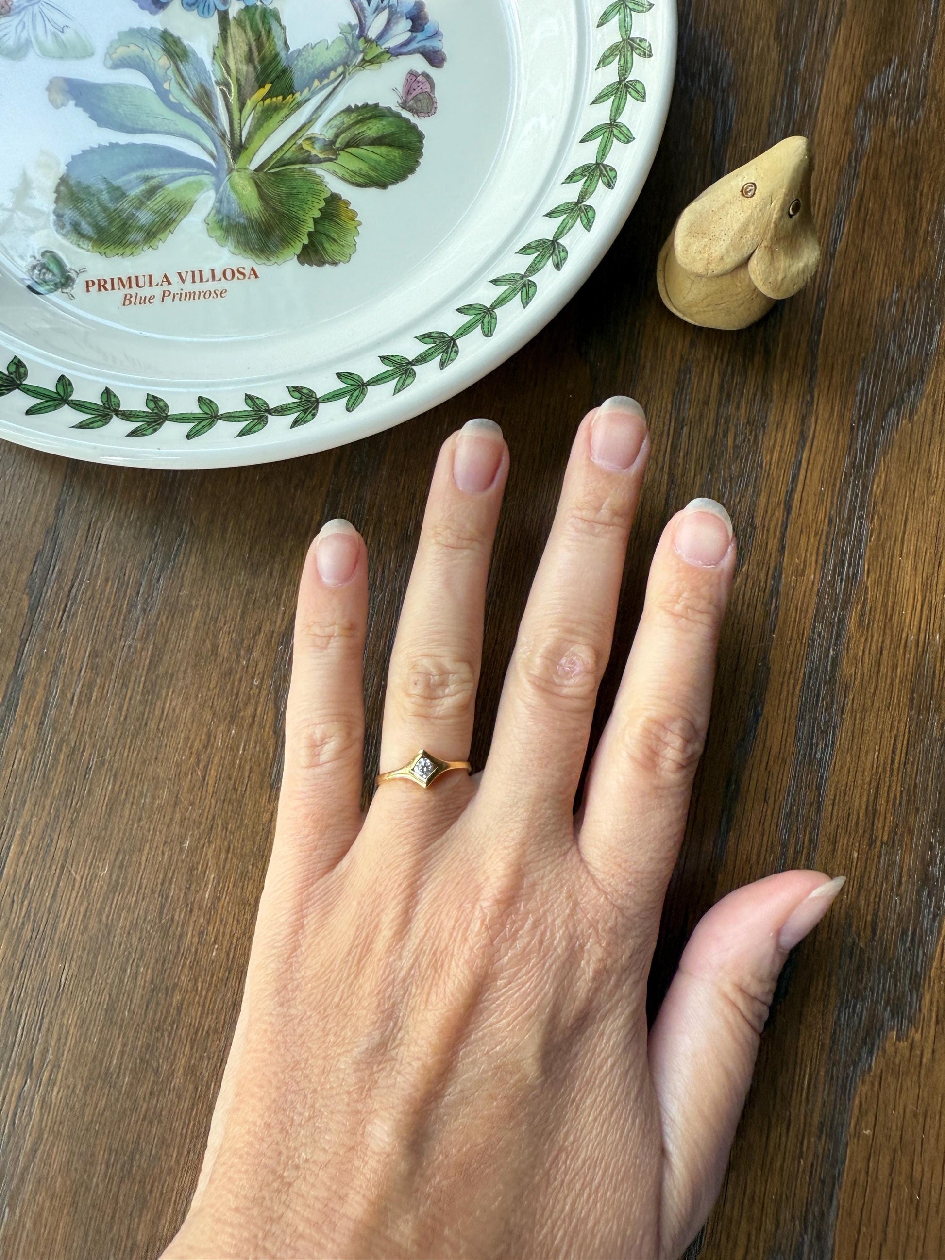 CHEVRON Diamond Shaped Face 18k Gold Cubic Zirconia French Vintage Ring Pinky Midi Stacker Minimalist Geometric Dainty