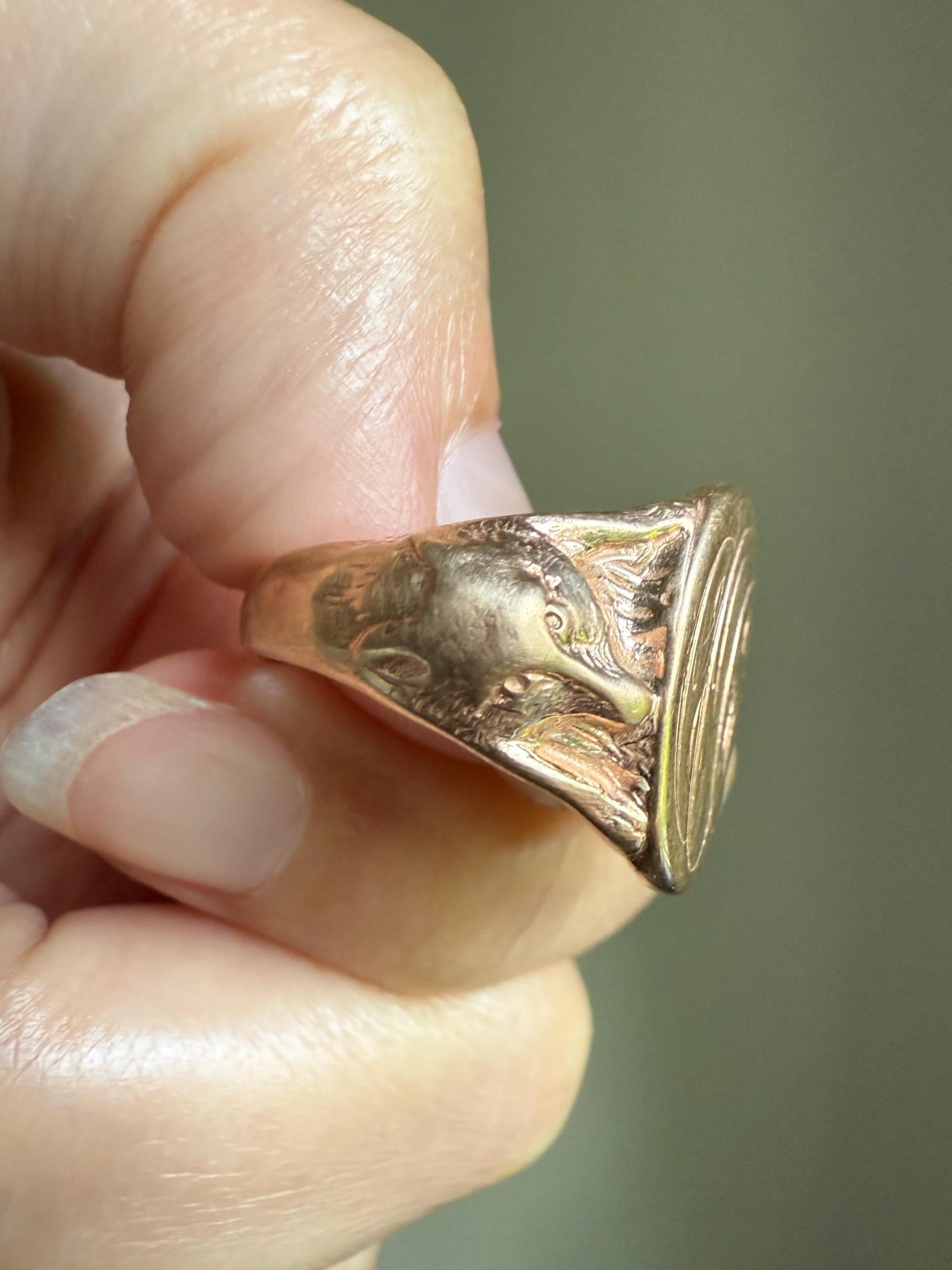 FOX or WOLF Figural Signet 8.5g 10k Rose Gold Antique Animal Ring Chunky Band Sturdy Heavy Unisex Lifelike Detail Initial Monogram Man or