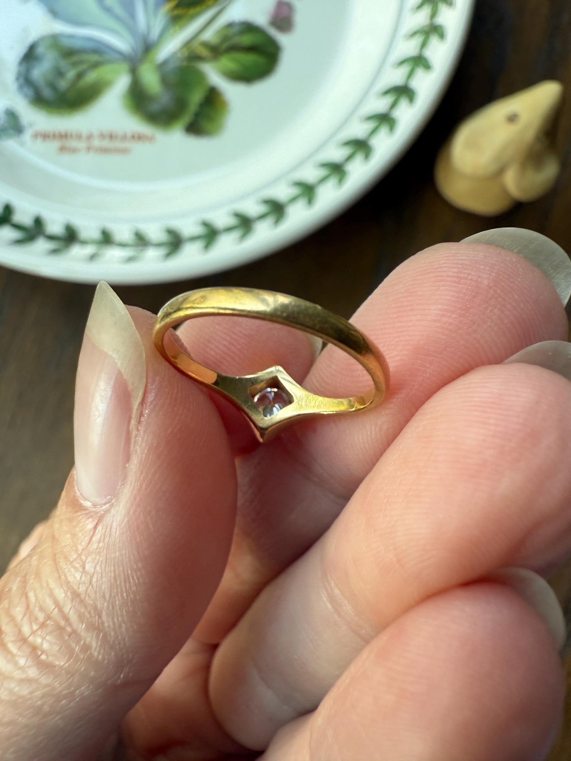 CHEVRON Diamond Shaped Face 18k Gold Cubic Zirconia French Vintage Ring Pinky Midi Stacker Minimalist Geometric Dainty