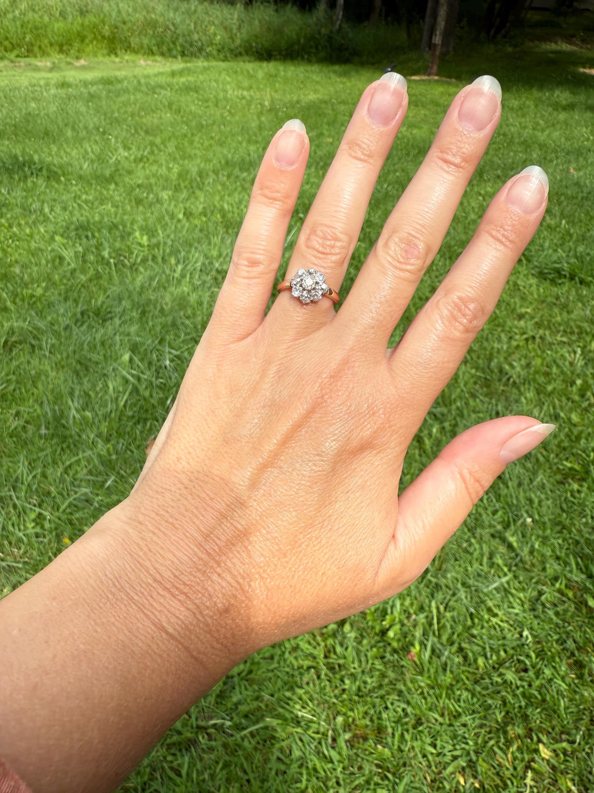 Old Mine Cut DIAMOND Daisy Cluster Halo French Antique Ring 18k Gold Platinum Victorian Art Nouveau Belle Epoque Romantic Gift Stacker