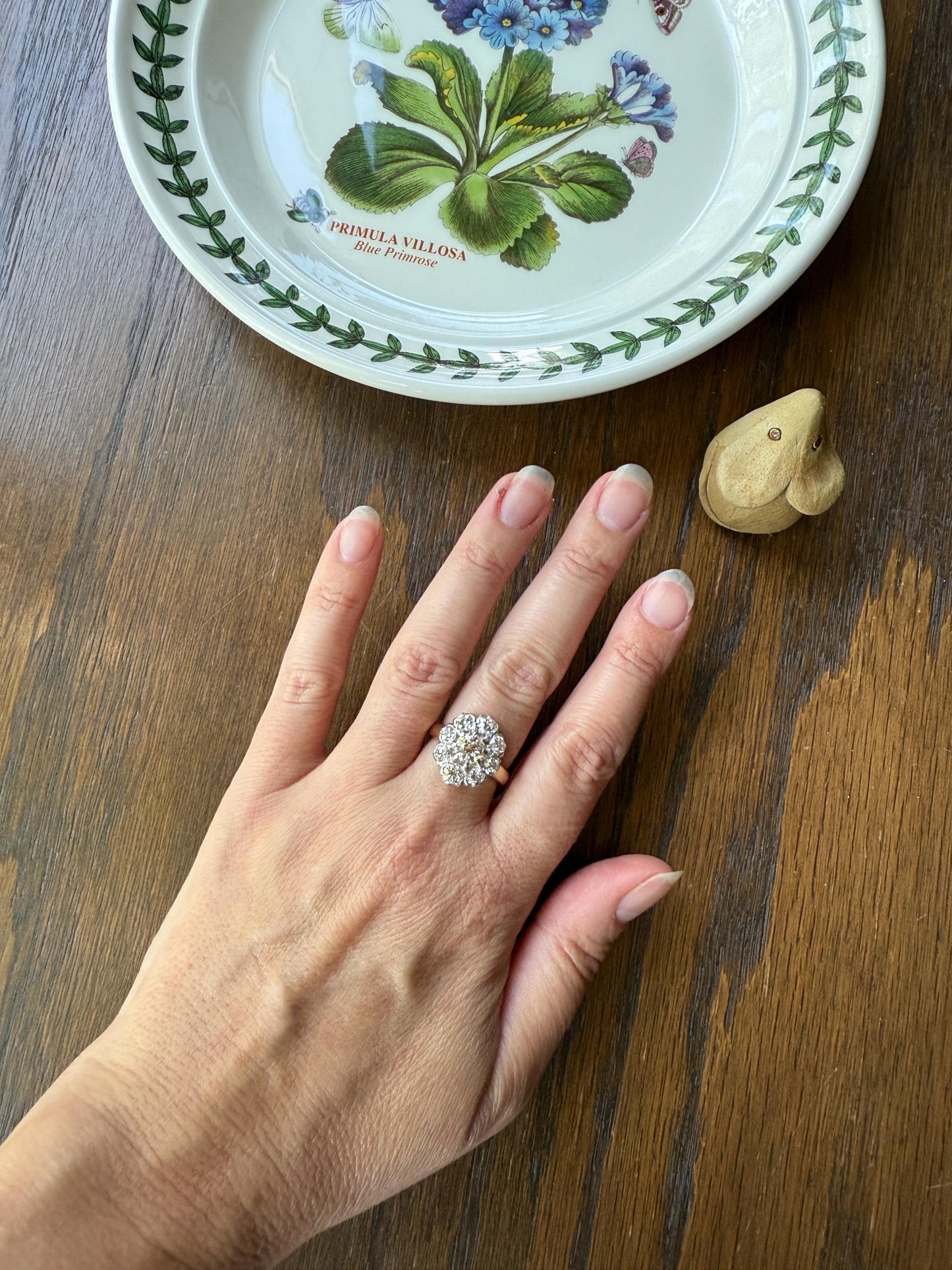 ANTIQUE 2.6 Carat 9 Old Mine Cut DIAMOND Daisy Cluster Ring 18k Gold & PLATINUM Belle Epoque Romantic Gift OmC Victorian Oval 2.6Ctw OmC