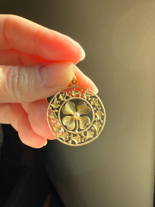 IVY Clover Pearl ANTIQUE French Belle Epoque 18k Gold Pendant Figural Medallion Love Medal Token Good Luck Charm Victorian Art Nouveau