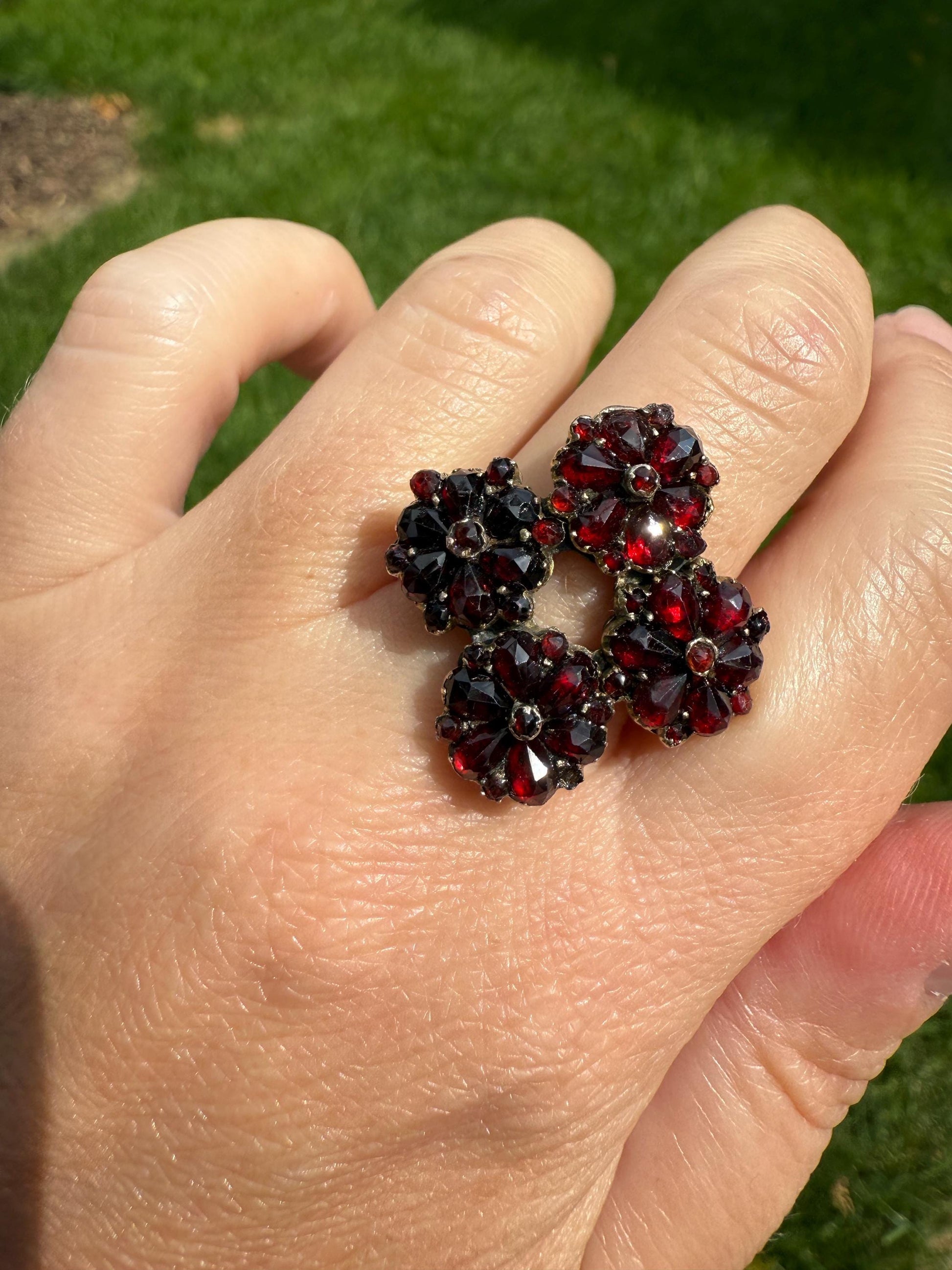 Almost ANTIQUE Pear Red Rose Cut GARNET 4 Floral Clusters RING Large Unique Statement Crimson Glow Gilt Silver Goldwash Cruciform Art Deco