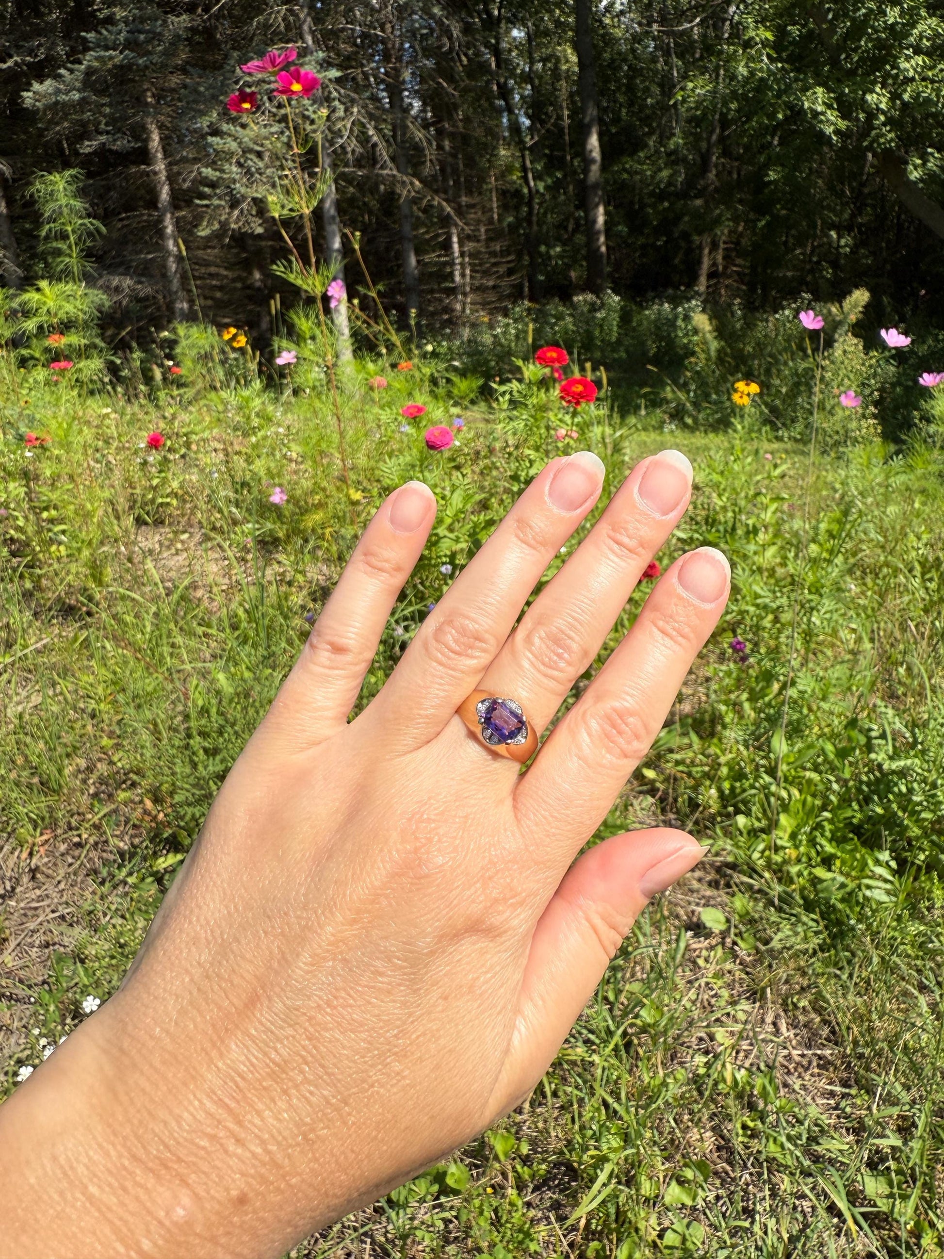 Vintage East West Amethyst Single Cut DIAMOND 18k Gold Domed Band Ring Lavender Purple Stacker Gift Unique Two Tier Gypsy Setting