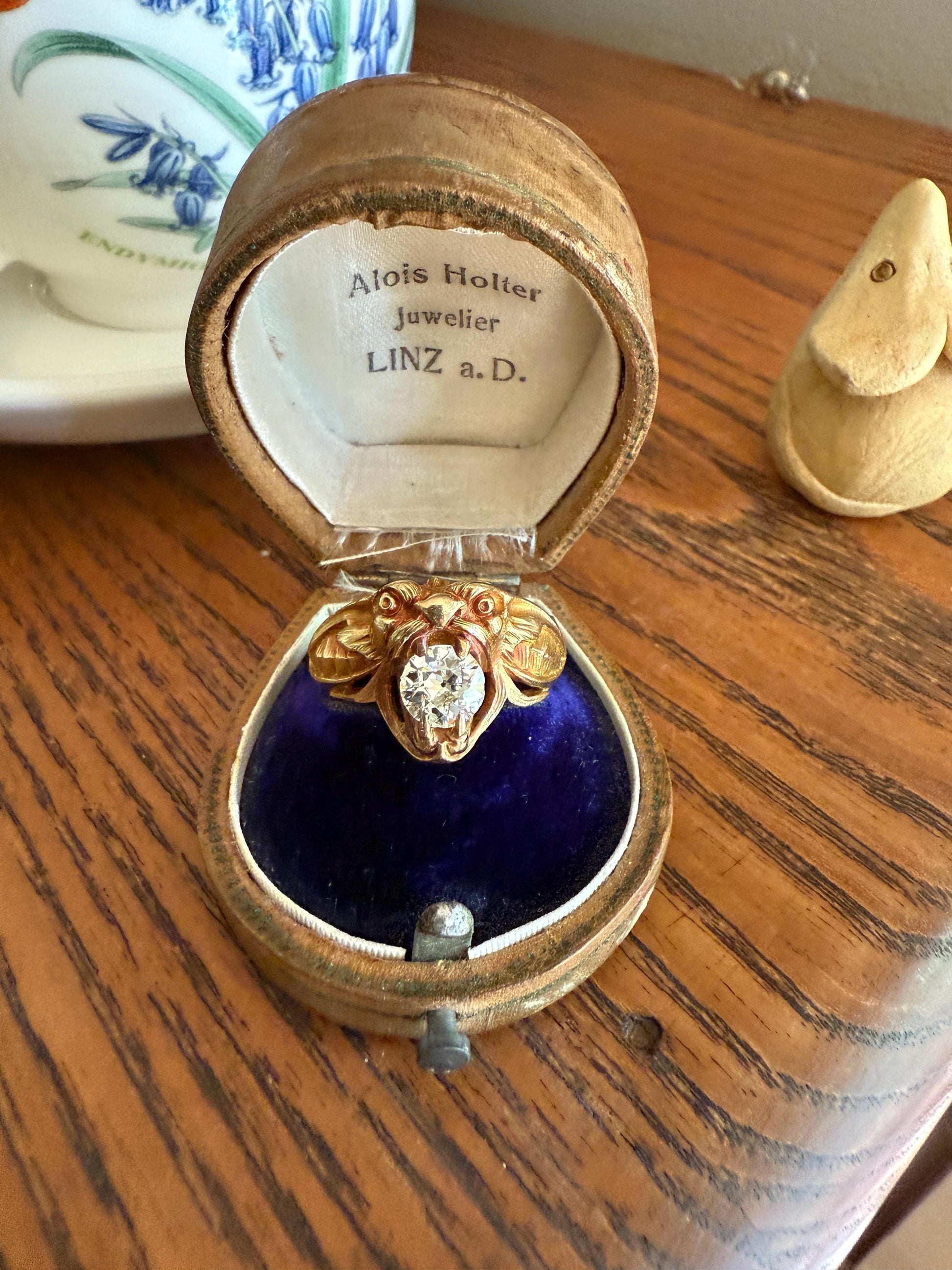 DRAGON Heavy Antique 1 Carat Old European Cut Diamond Figural Ring 12.6g 18k Gold Solid Gargoyle Chimera Belle Epoque Art Nouveau Unisex OEC