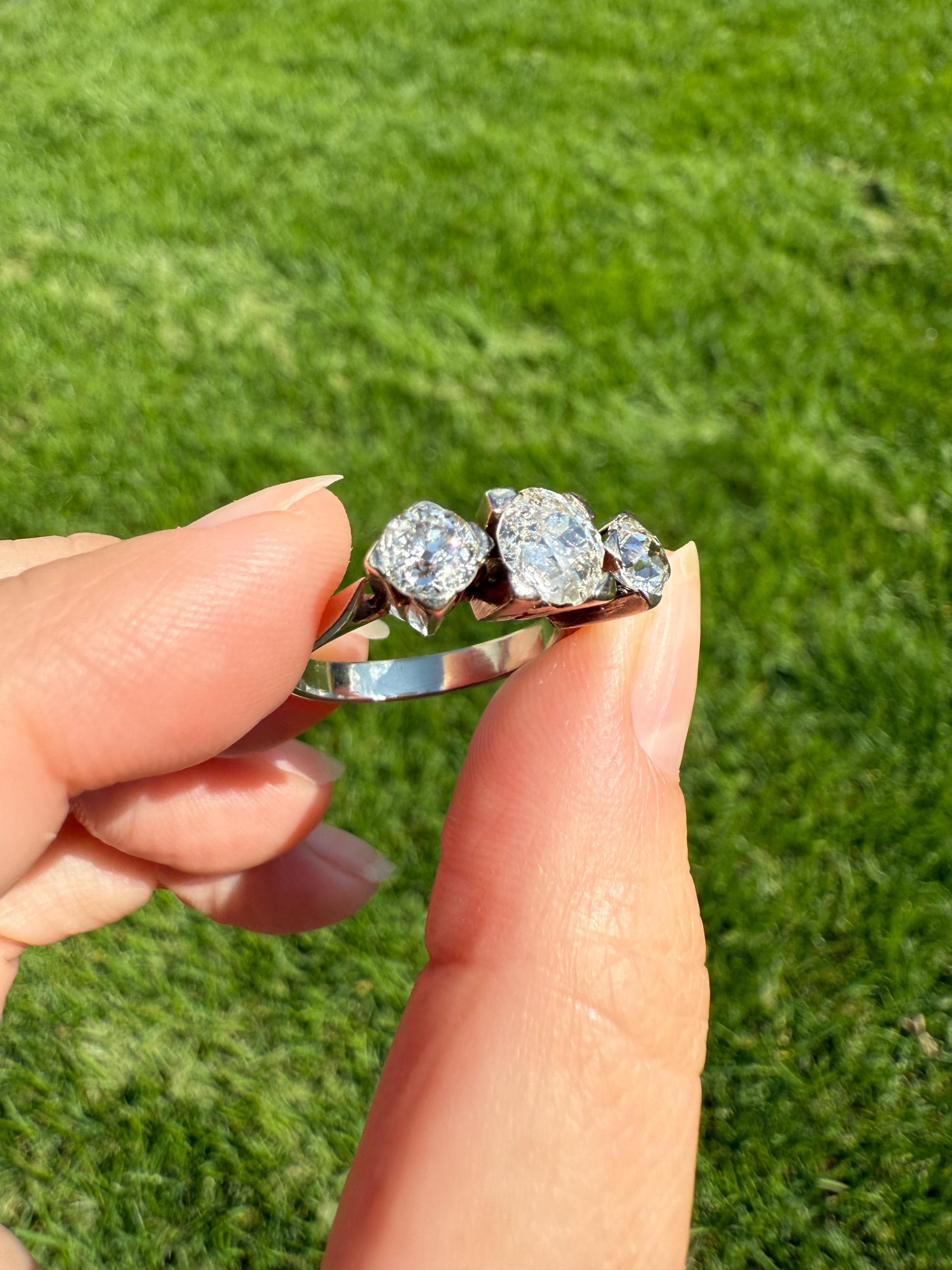 TALL Antique 2 CARATS Three Stone Chunky Old Mine Cut Diamond Ring 18k White Gold Stackable Band Geometric Square Prong Art Deco 2Ctw OMC